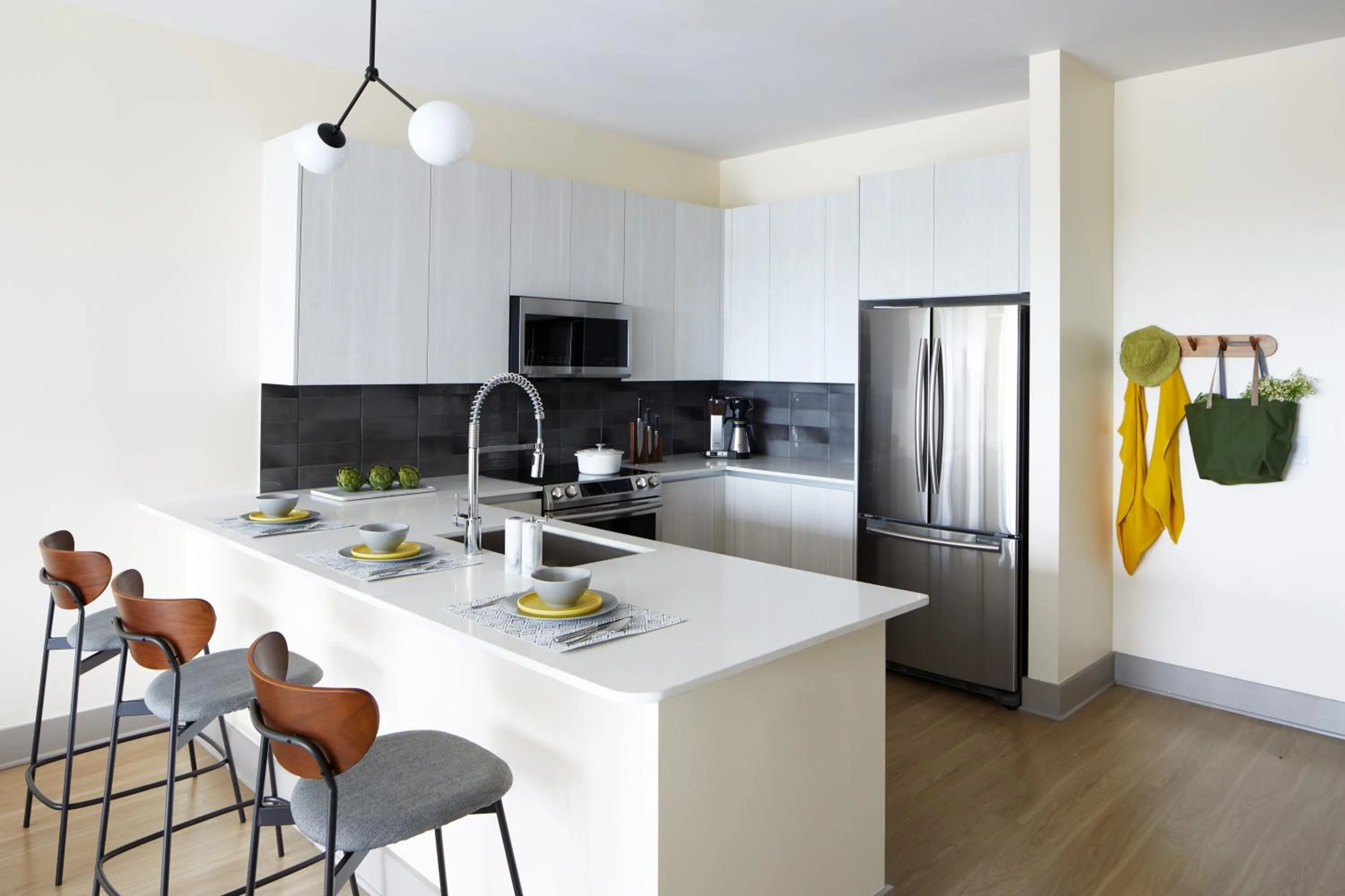 dishwasher in Sentral West Midtown at Star Metals