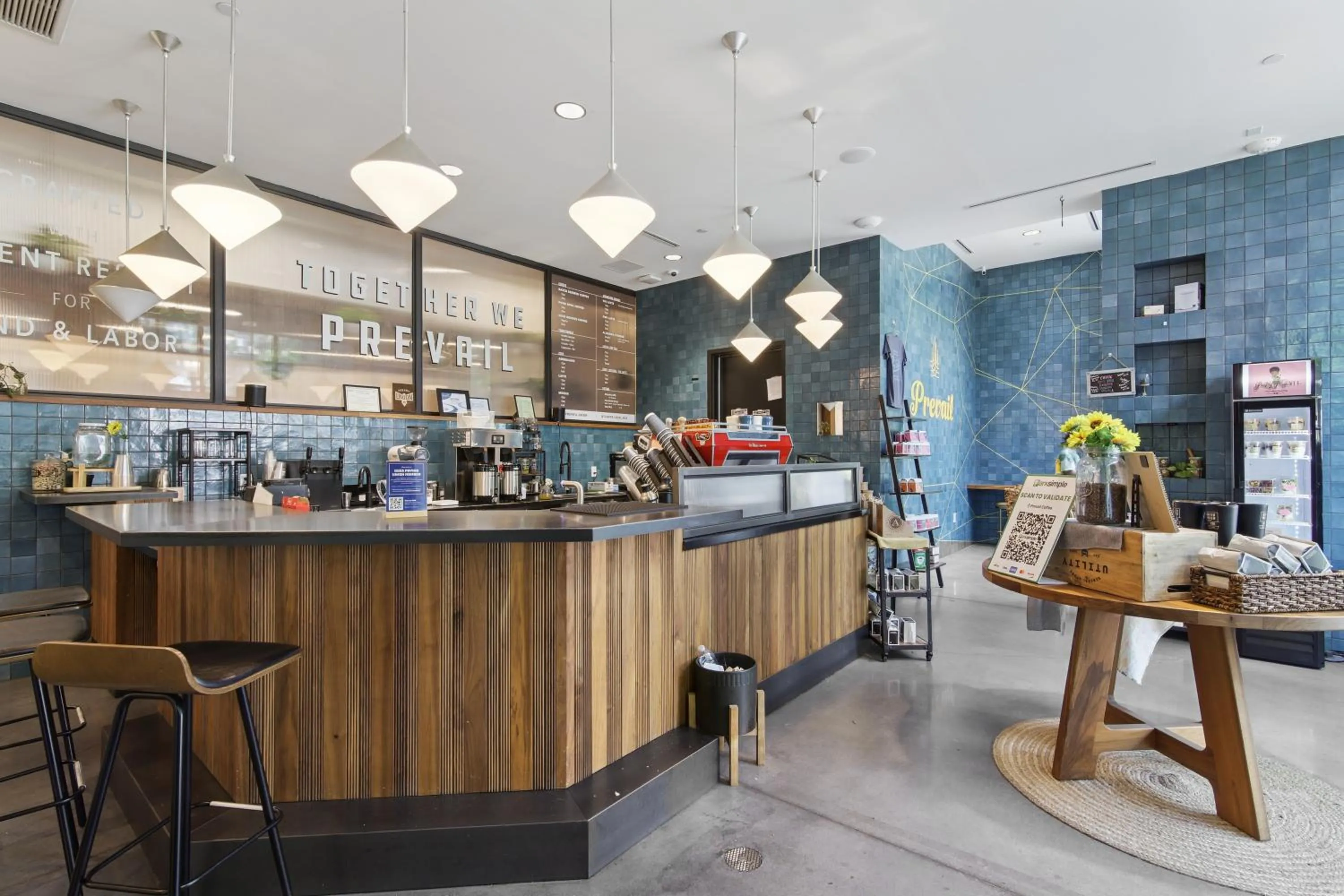 Restaurant/places to eat in Sentral West Midtown at Star Metals