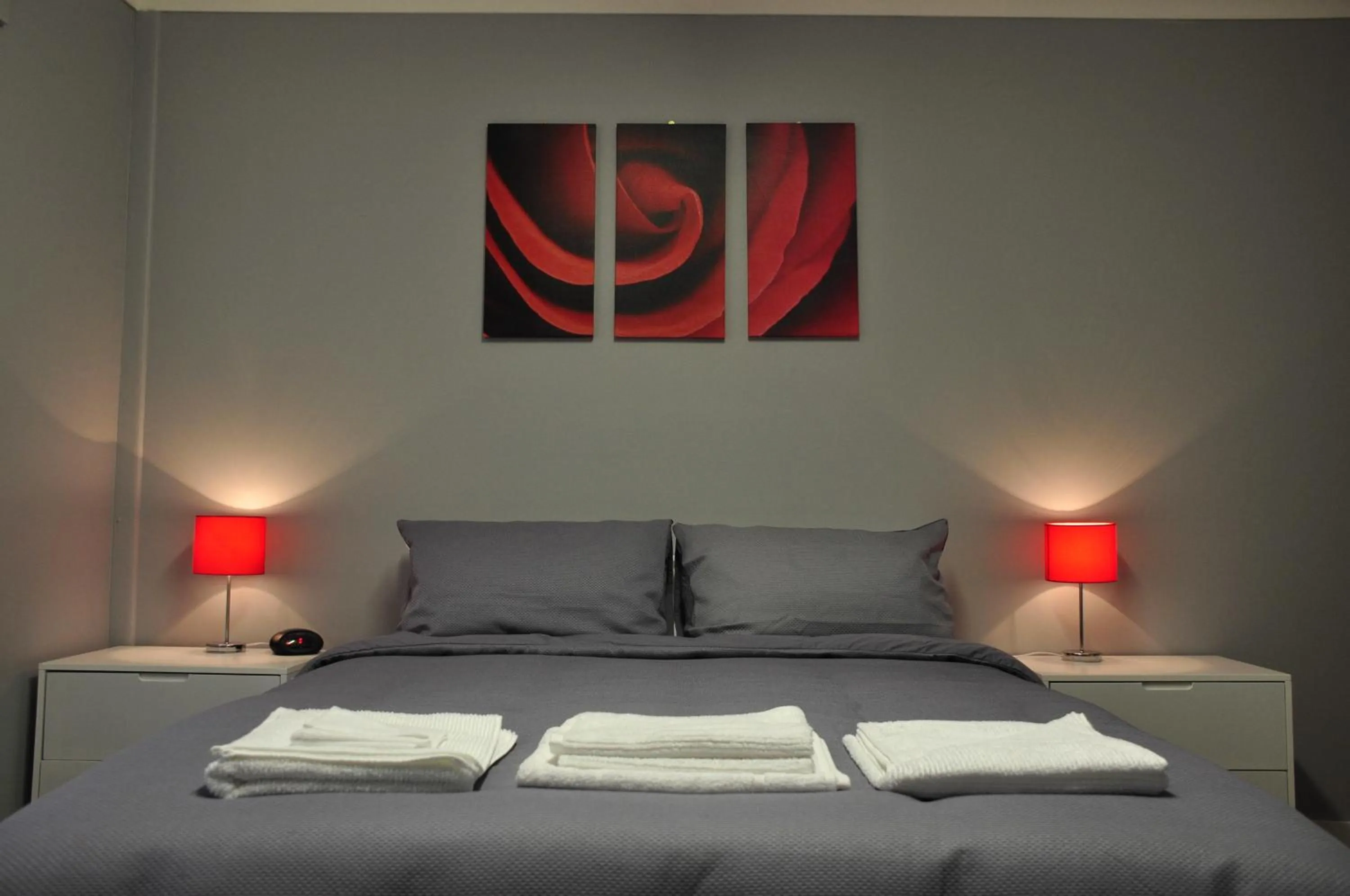 Bedroom, Bed in Bribie Island Square