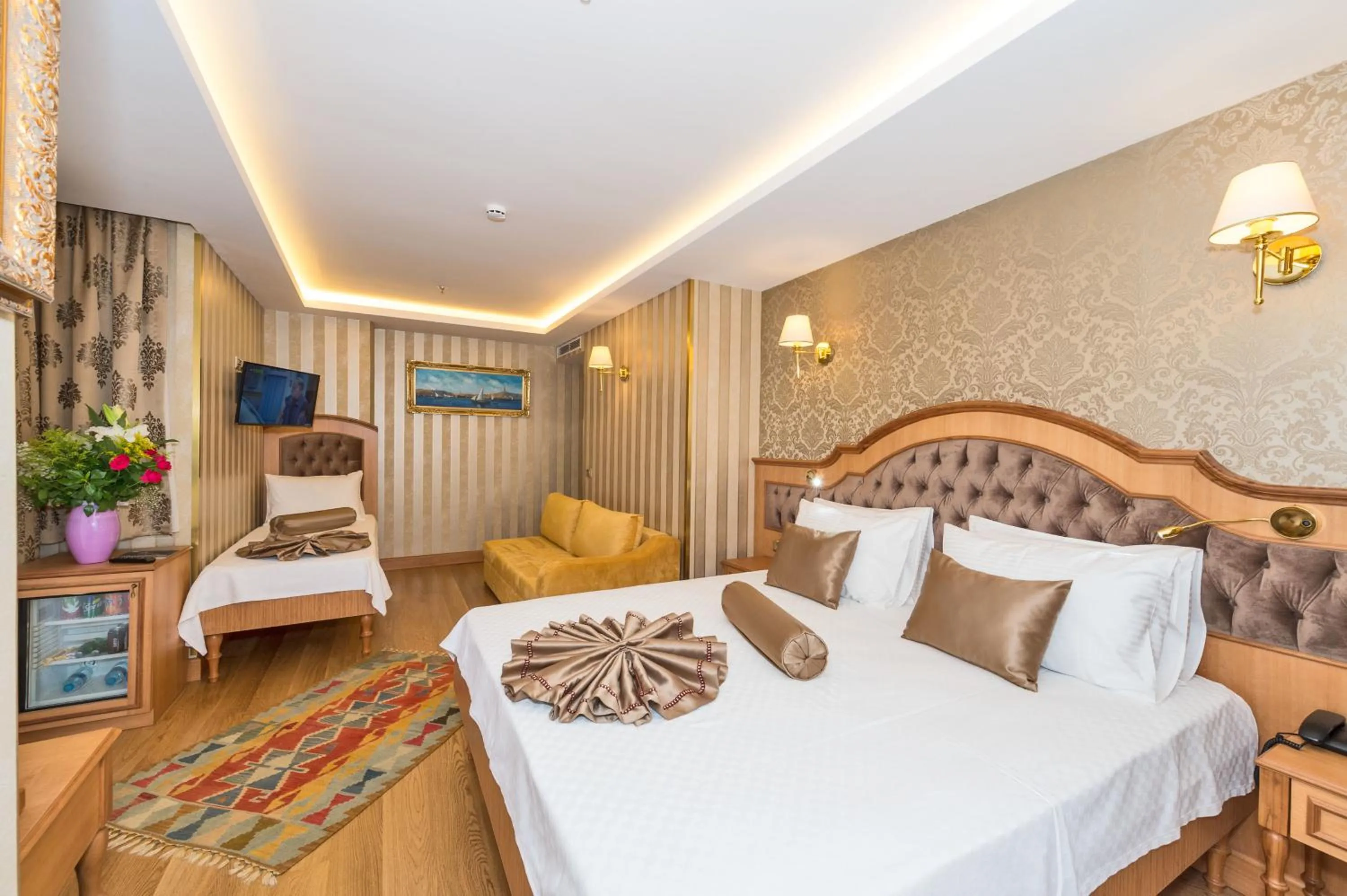 Bed in Aprilis Gold Hotel - Special Category