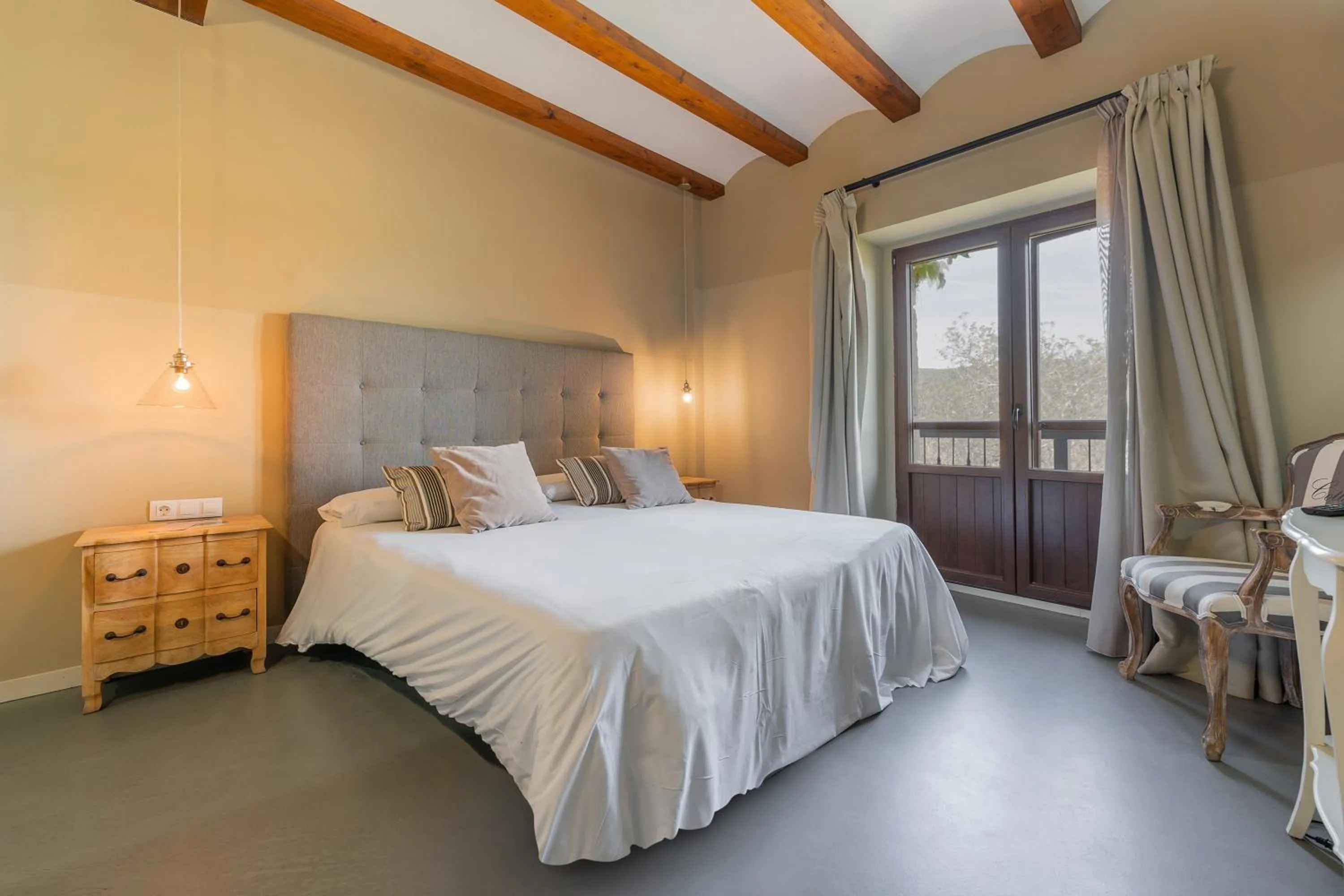 Photo of the whole room, Bed in Hotel Mas De Cebrian