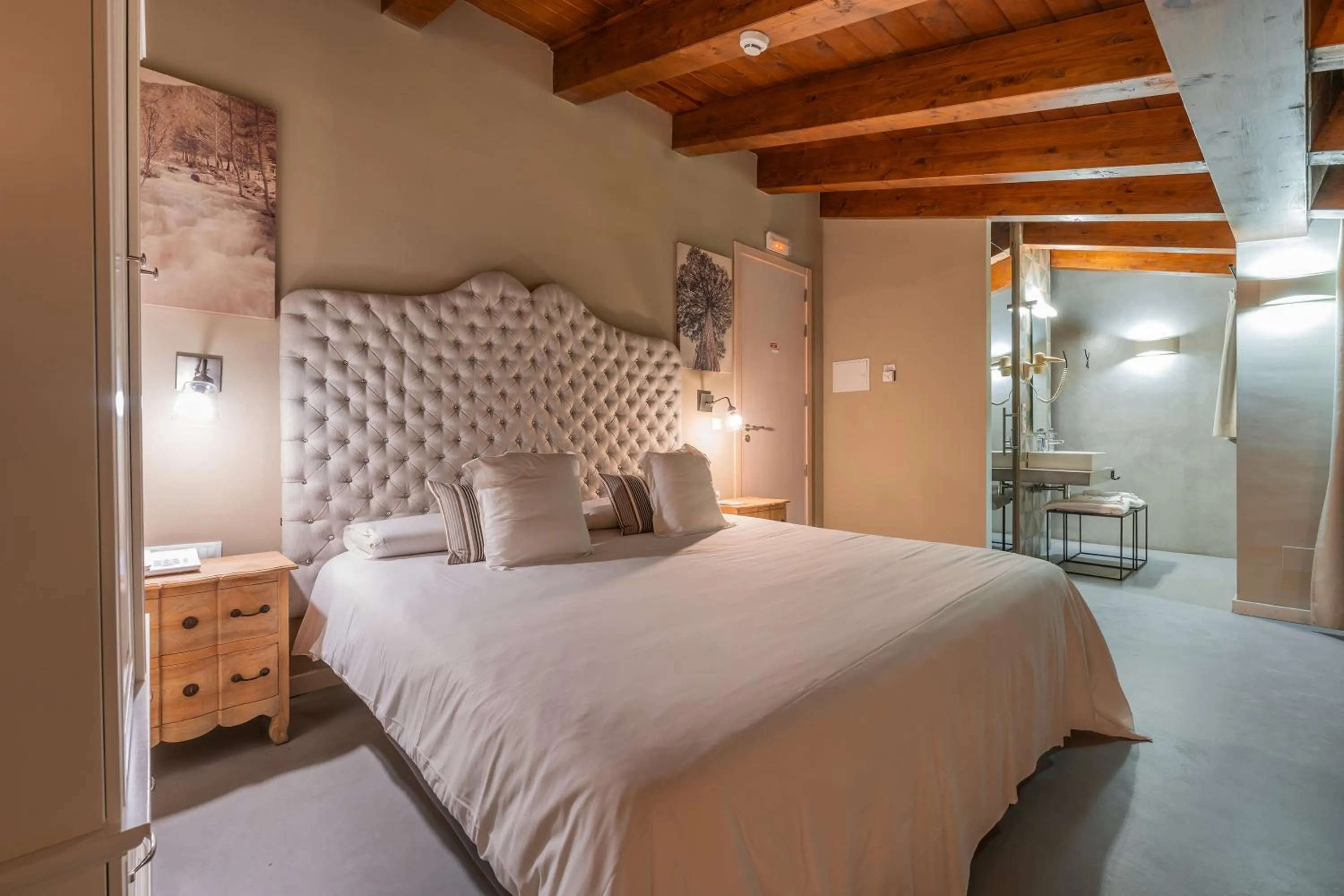 Bedroom, Bed in Hotel Mas De Cebrian