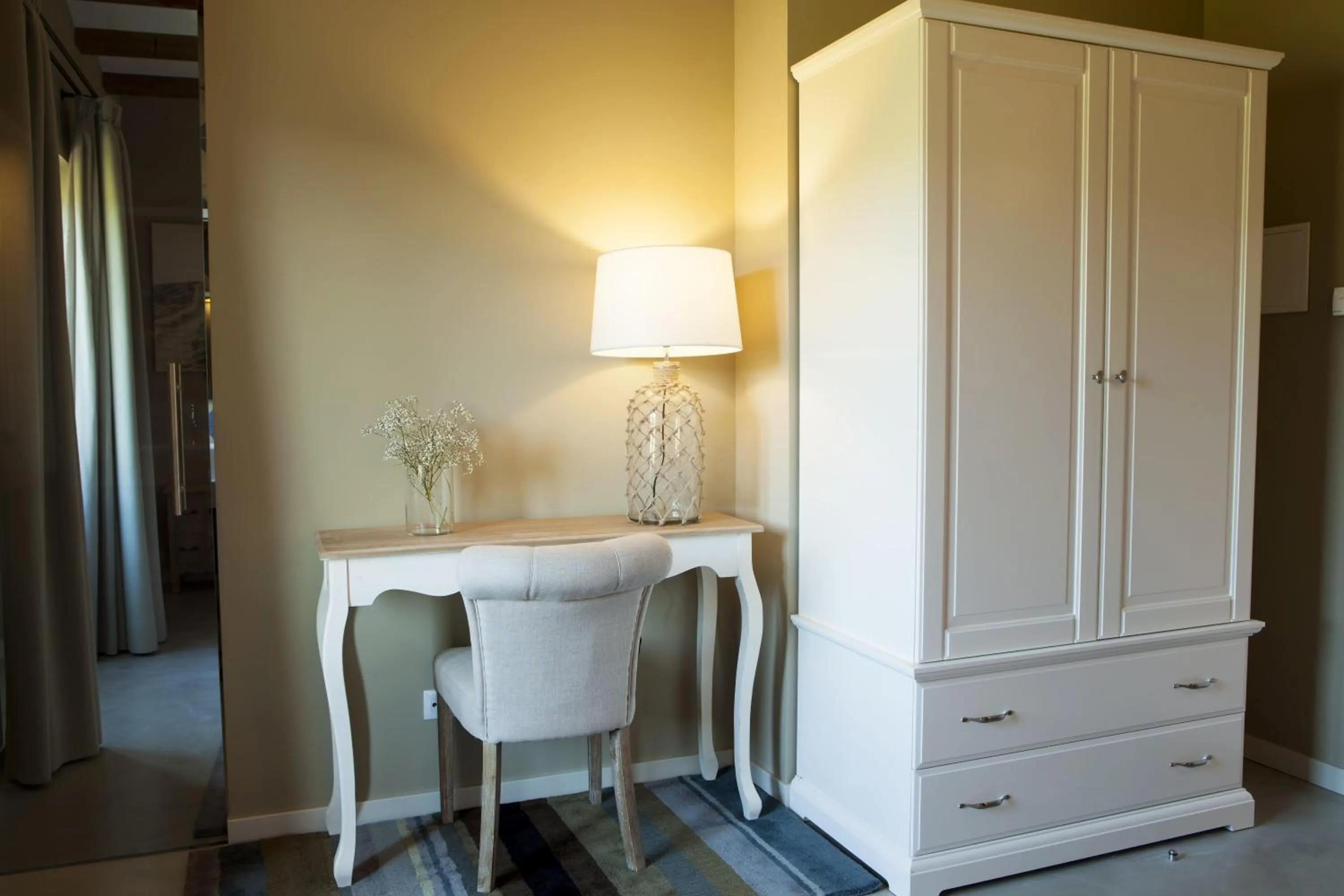 Photo of the whole room in Hotel Mas De Cebrian