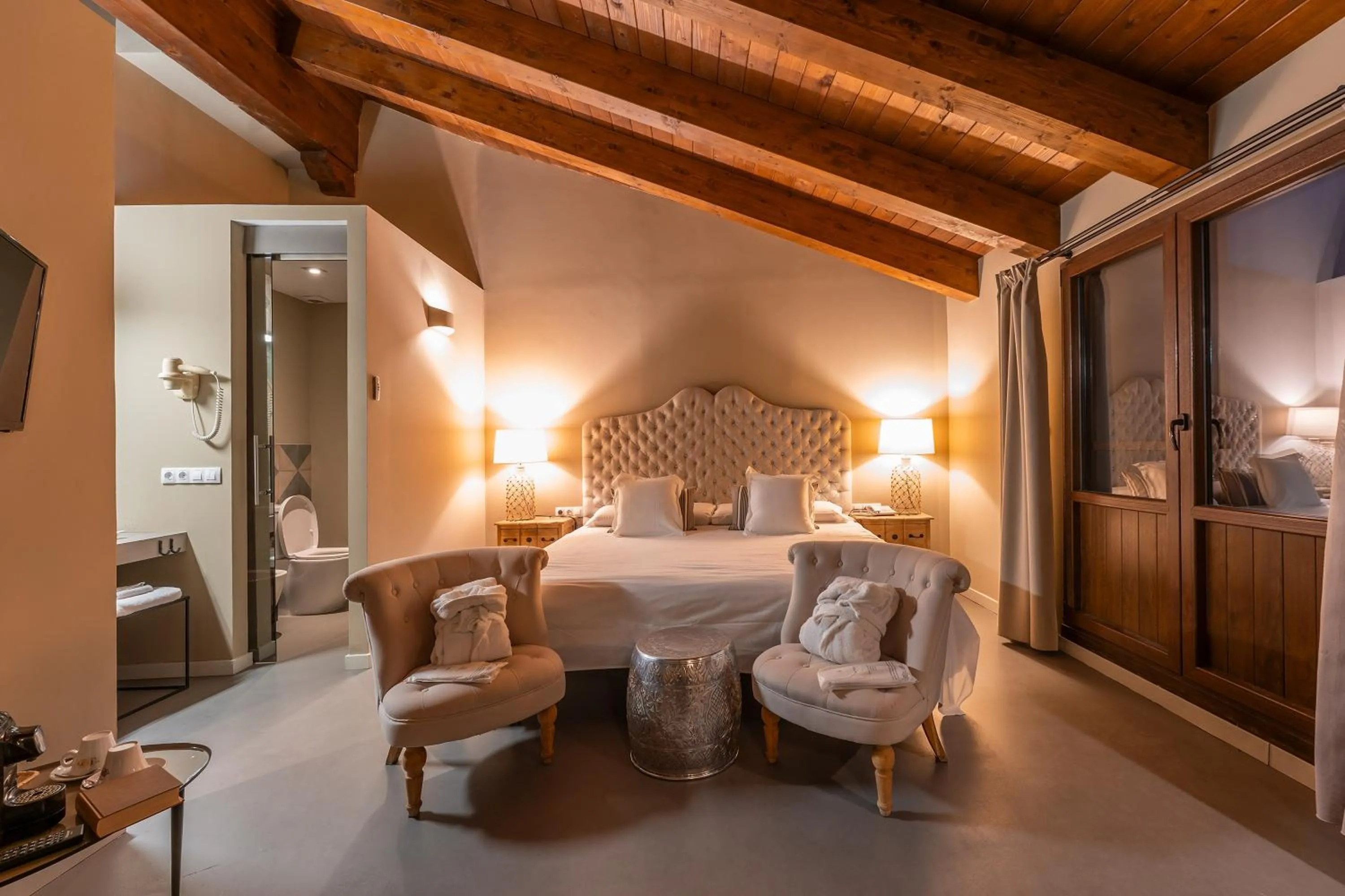 Photo of the whole room, Bed in Hotel Mas De Cebrian