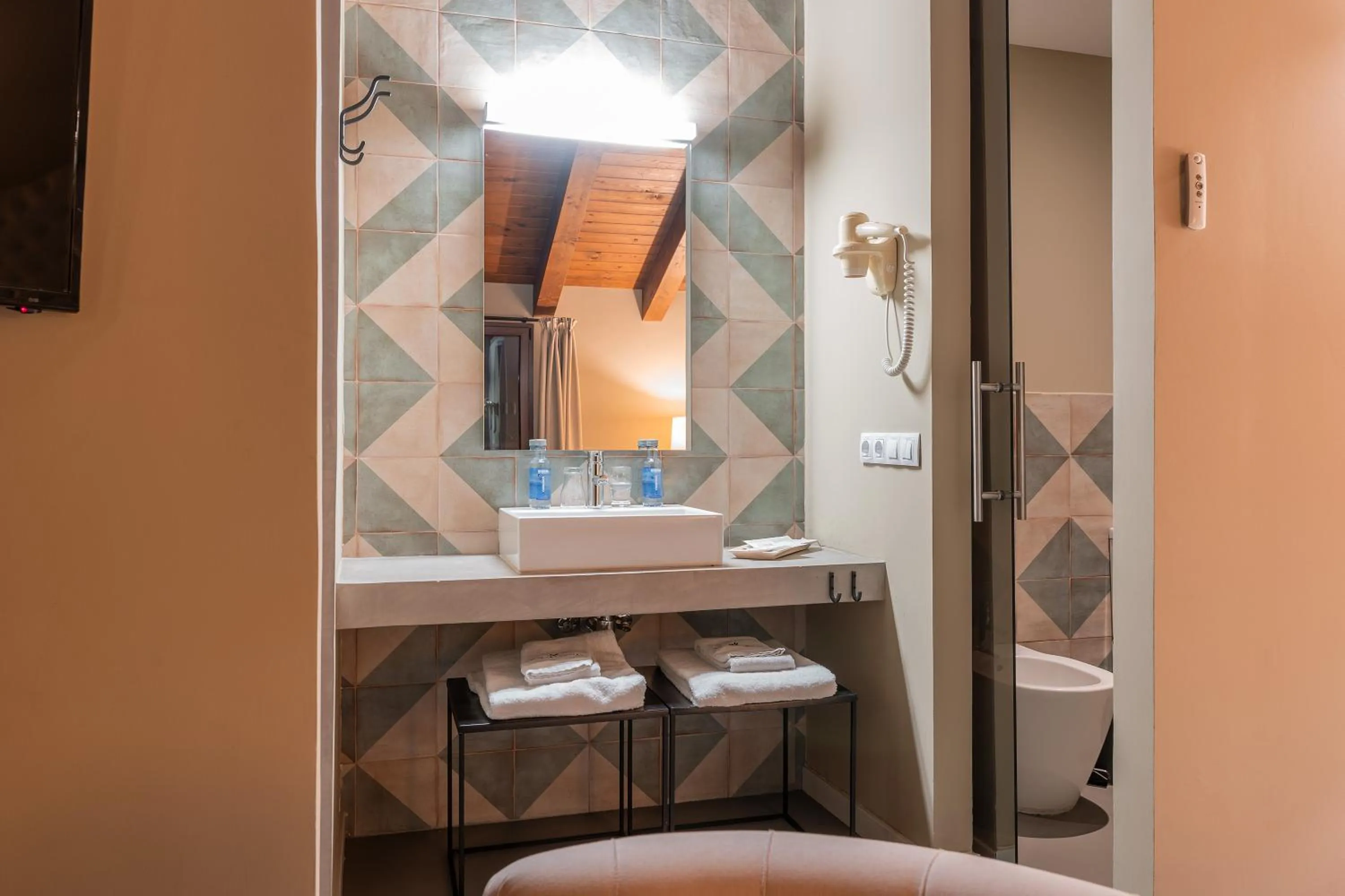 Bathroom in Hotel Mas De Cebrian