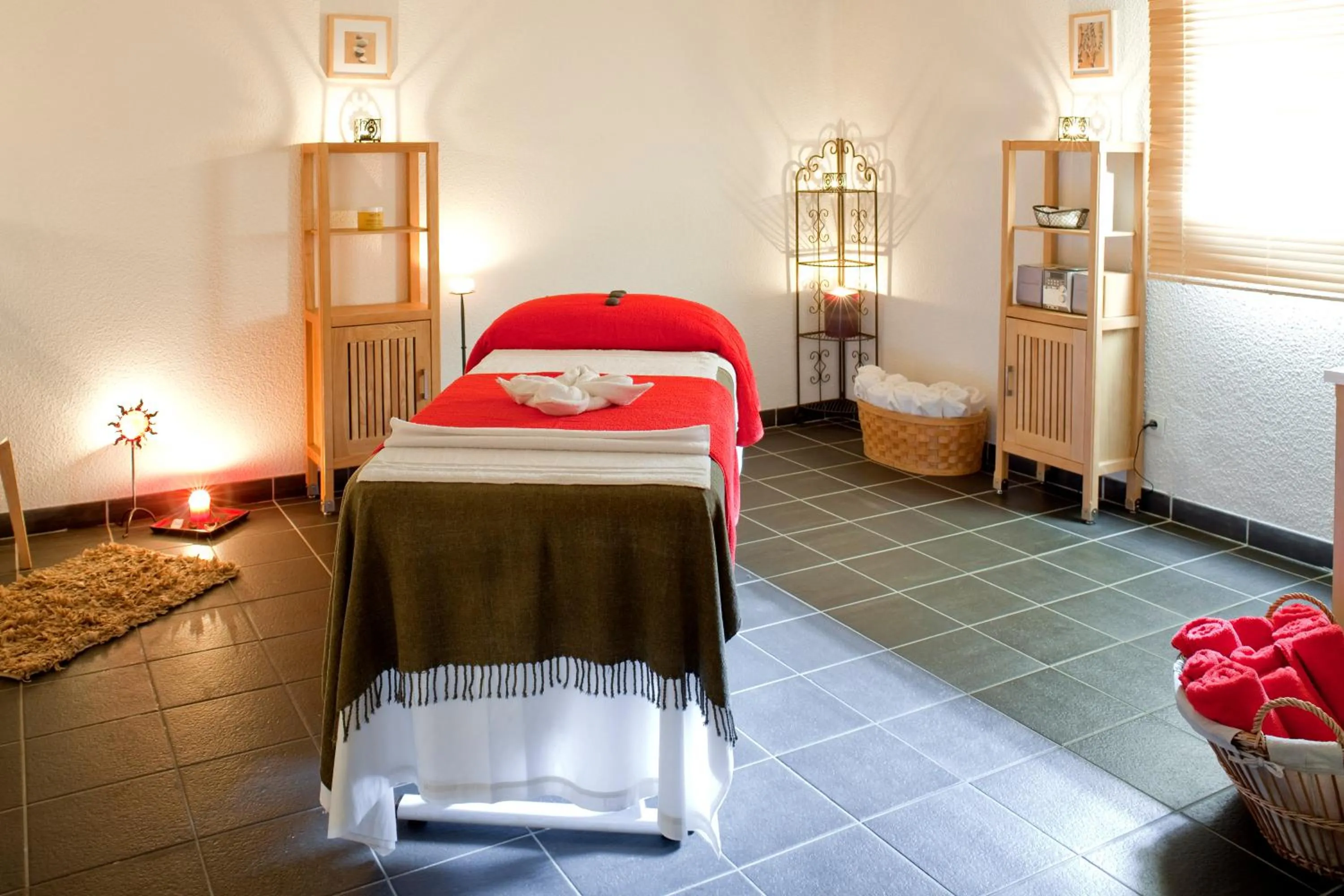 Spa and wellness centre/facilities, Bed in Résidence Orelle 3 vallées by AltiResid