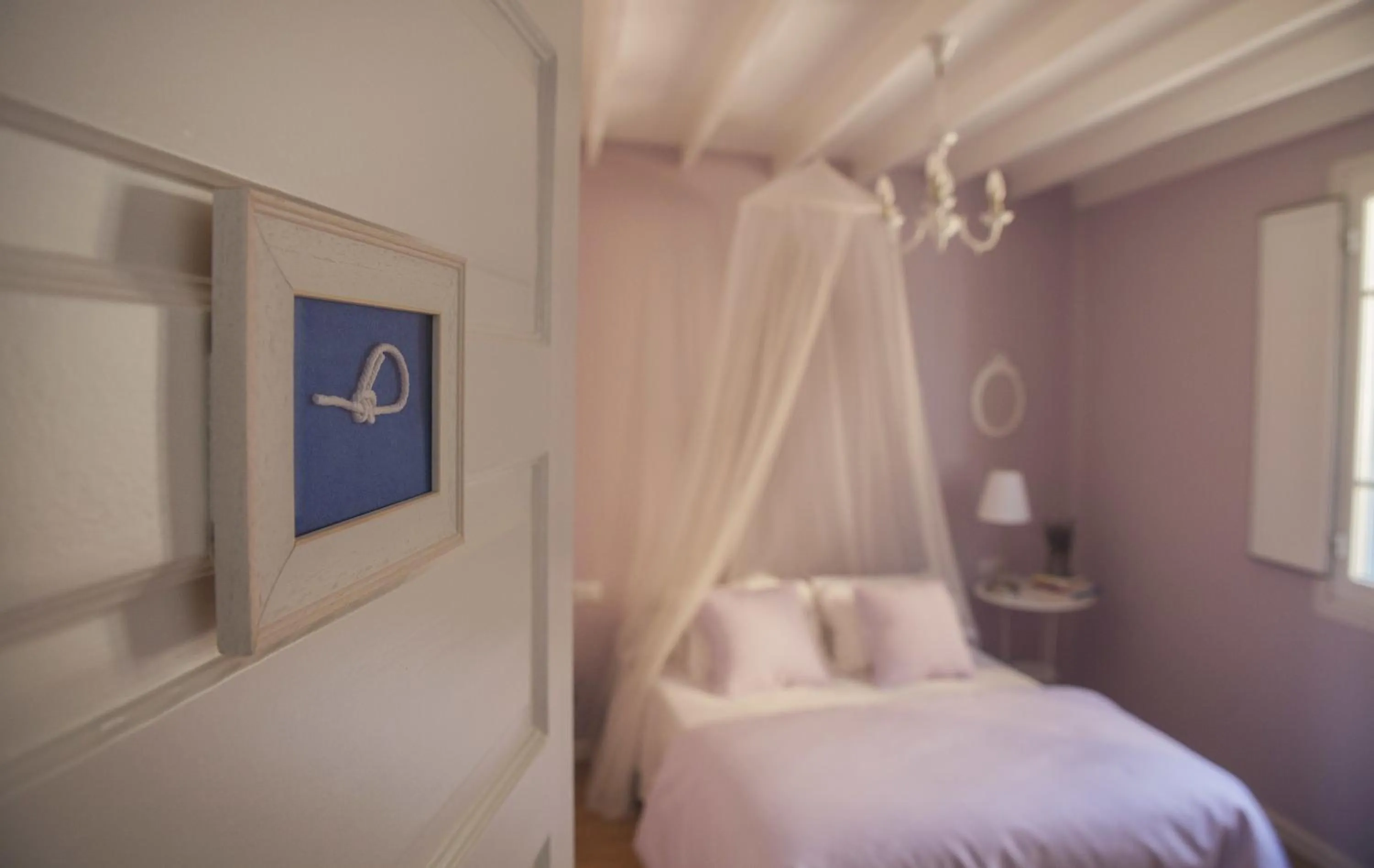 Decorative detail, Bed in A Casa do Porto