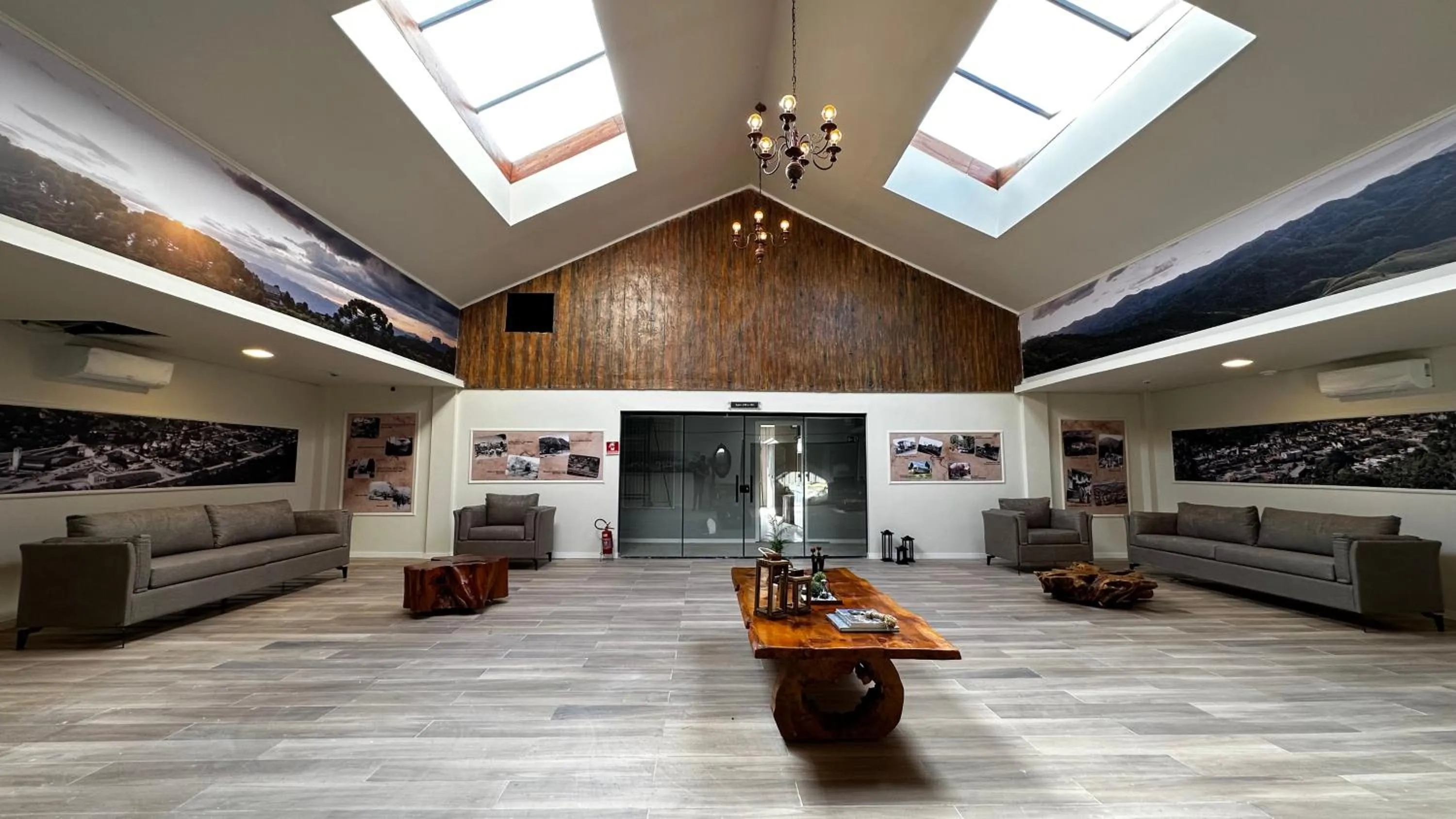 Lobby or reception in Gran Paradiso Campos do Jordão By Ventura OFICIAL