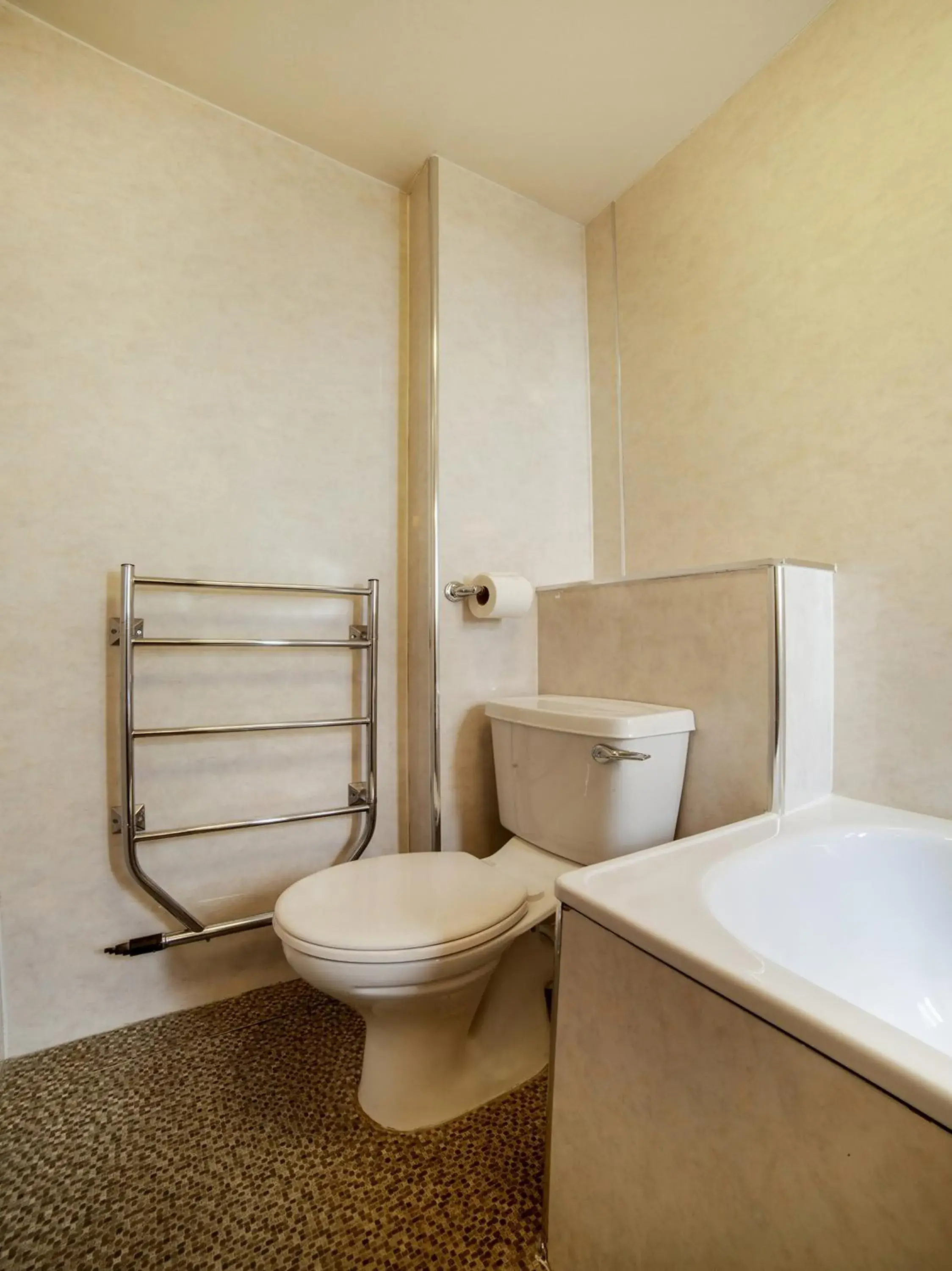 Deluxe Single Room in Brentwood Aberdeen City Centre near Union Street Deluxe Single Room in Brentwood Aberdeen City Centre near Union Street