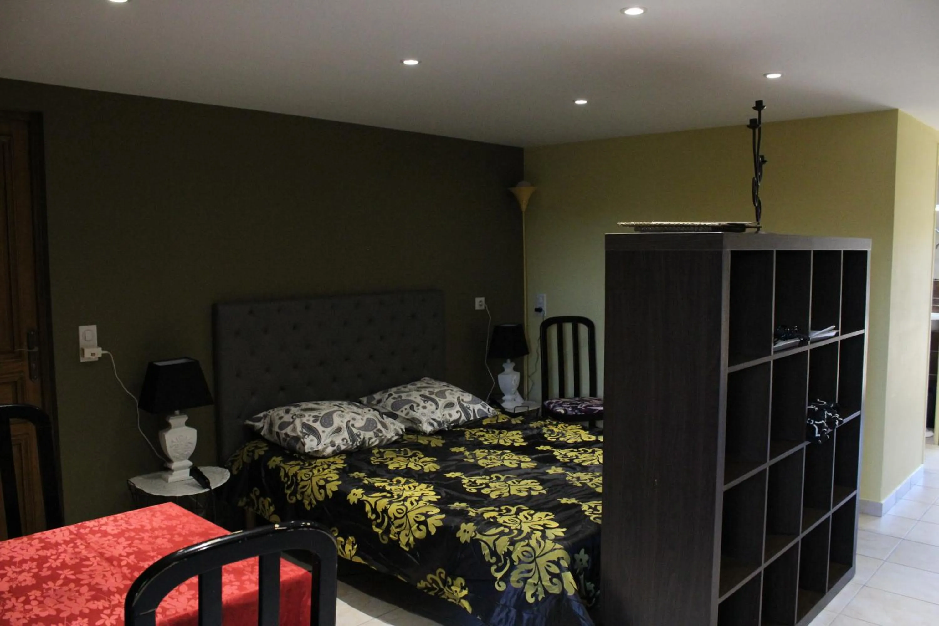 Bed in Le Fauverney Lodge