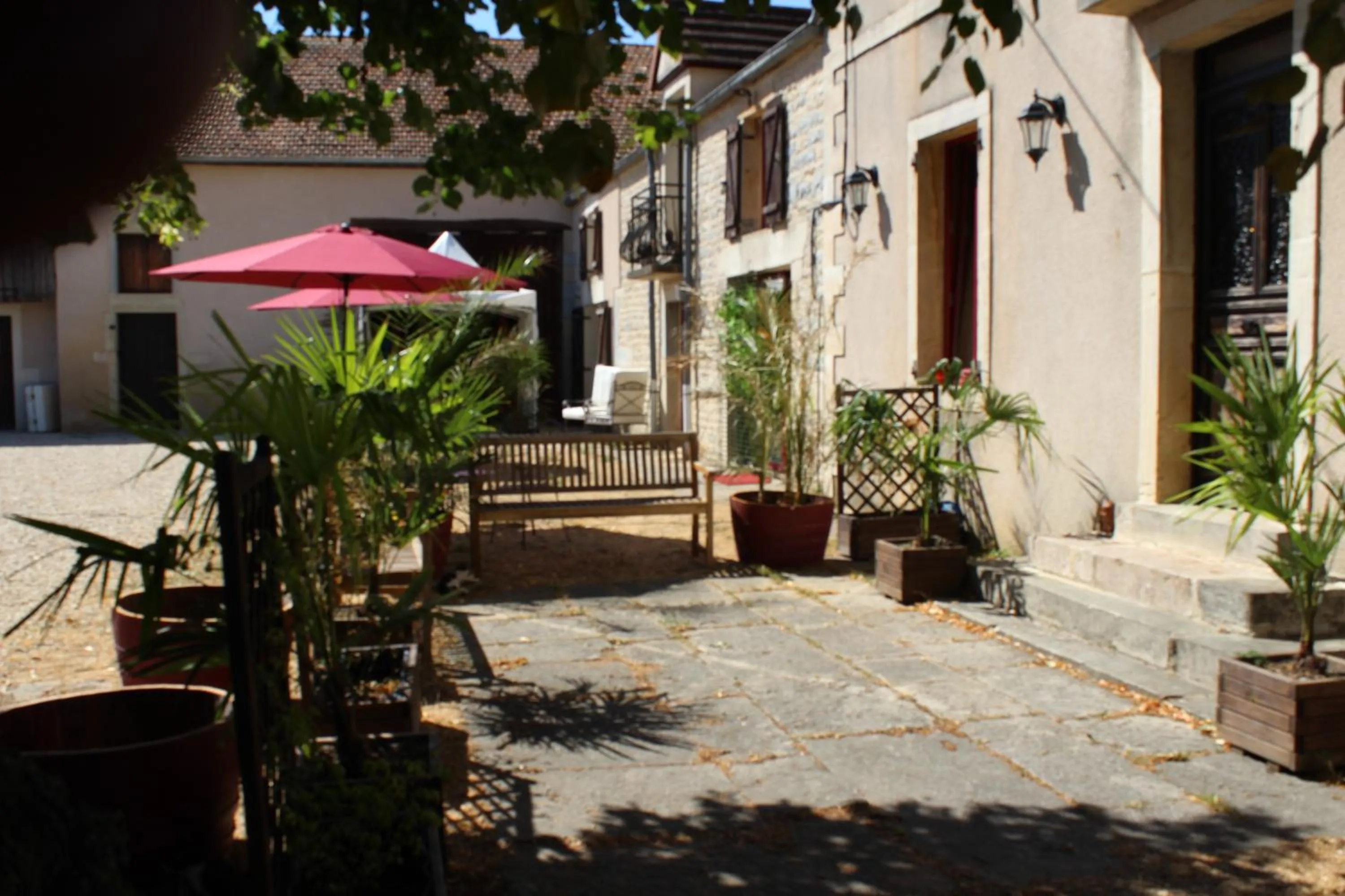 Patio in Le Fauverney Lodge