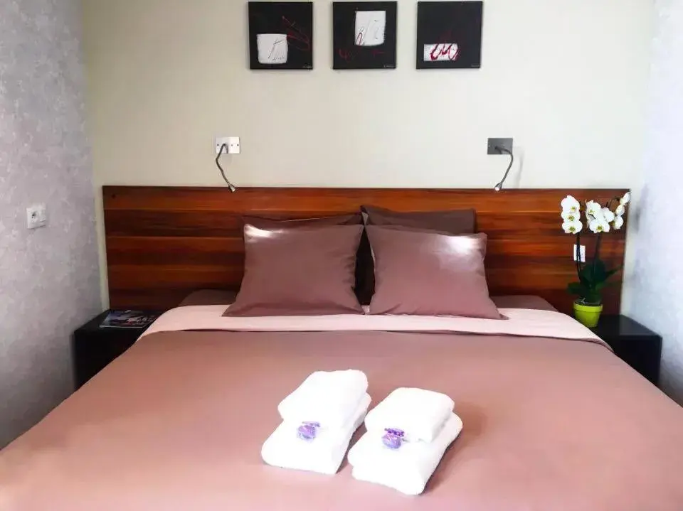 Double Room in Domaine d'Ariane Double Room in Domaine d'Ariane