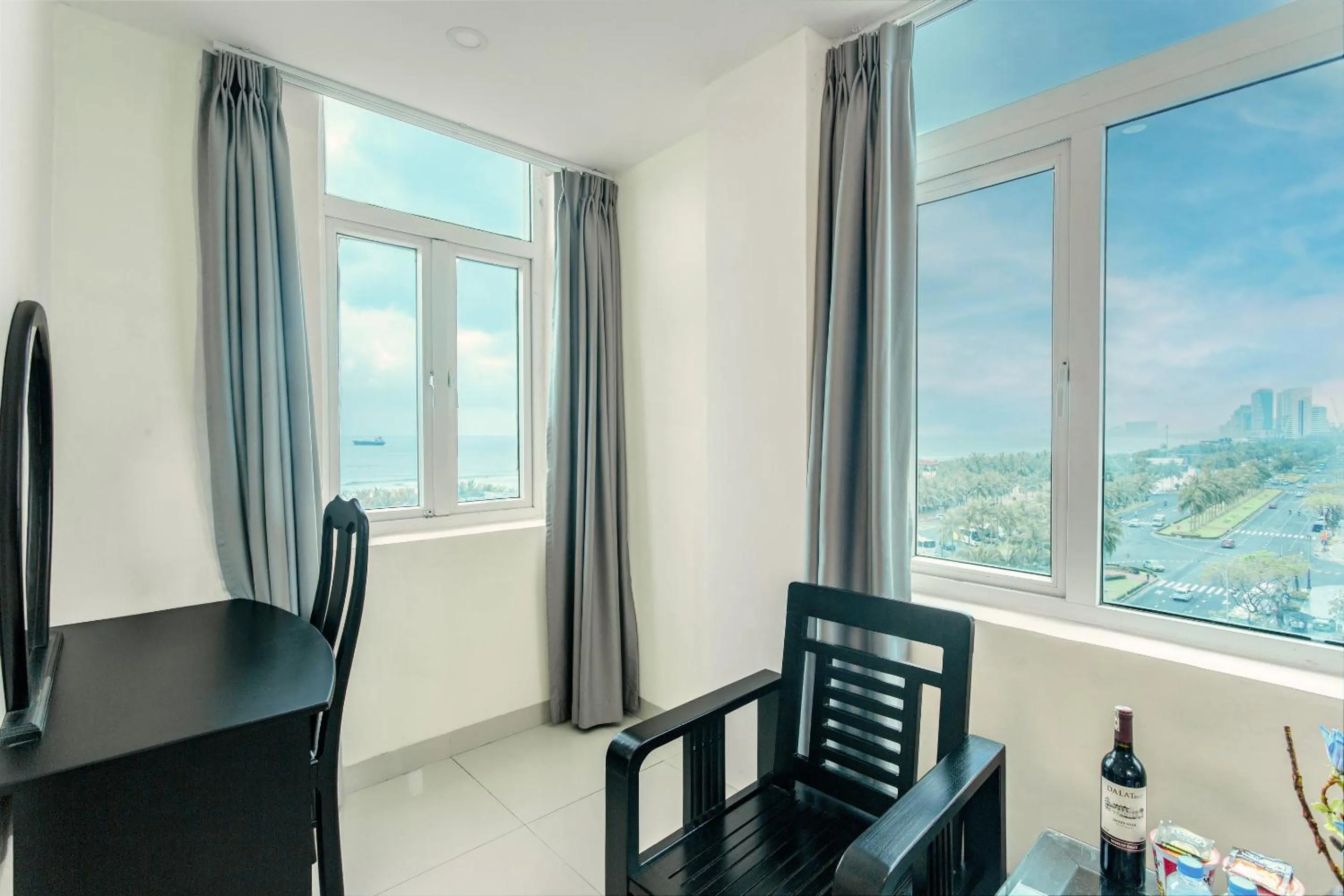 Seavitel Danang Beach Hotel