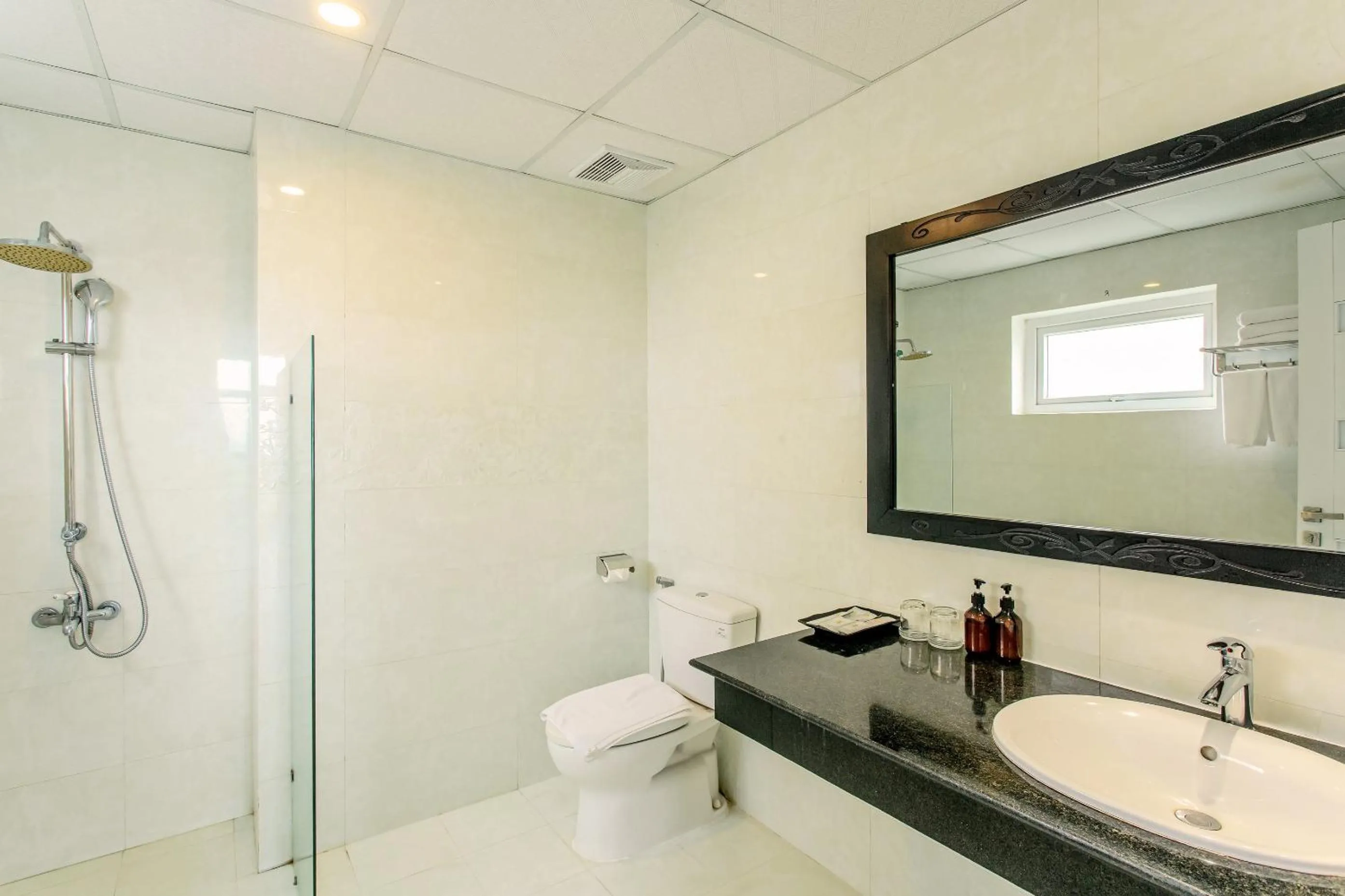 Seavitel Danang Beach Hotel