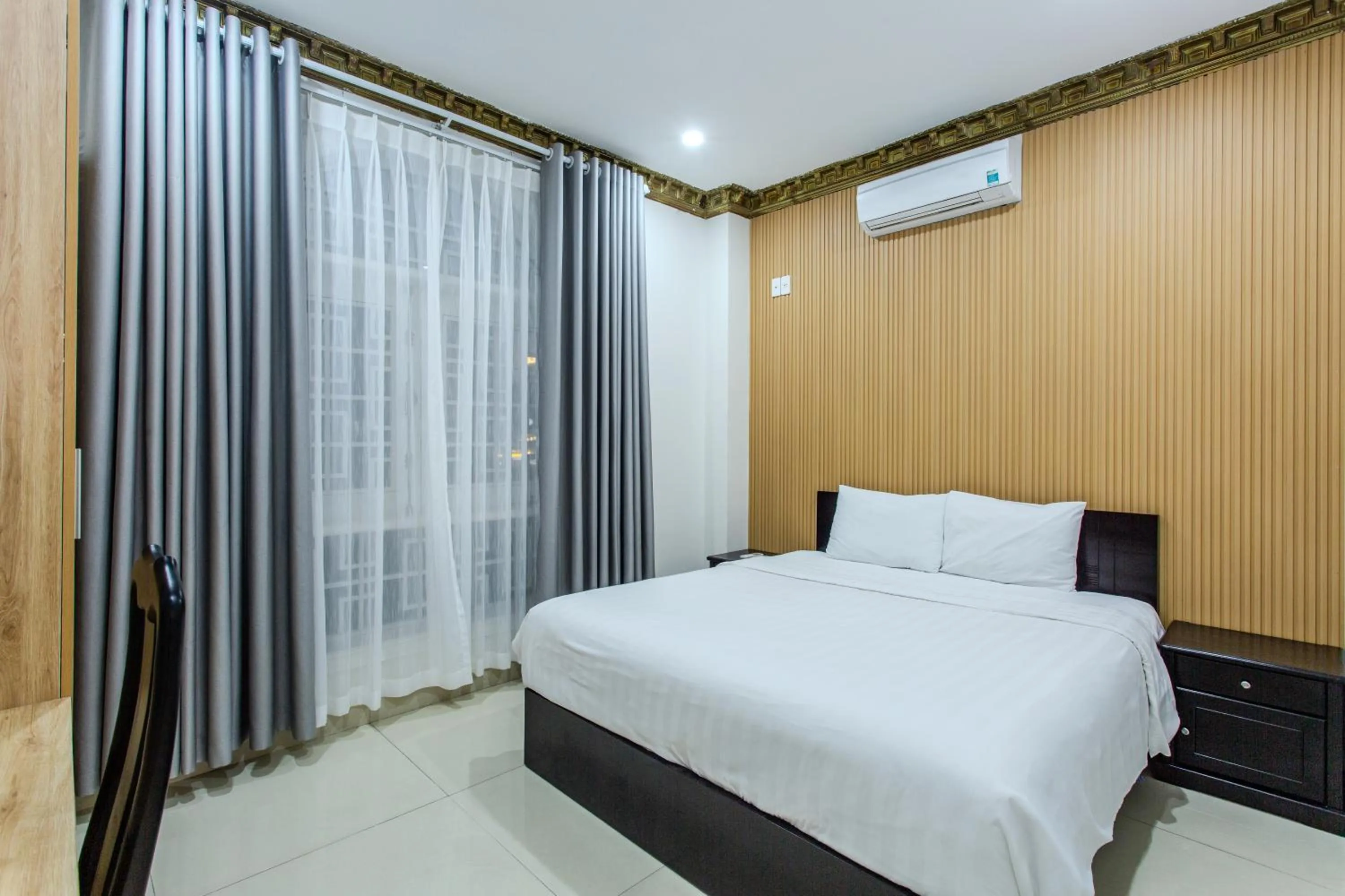 Bed in Seavitel Danang Beach Hotel