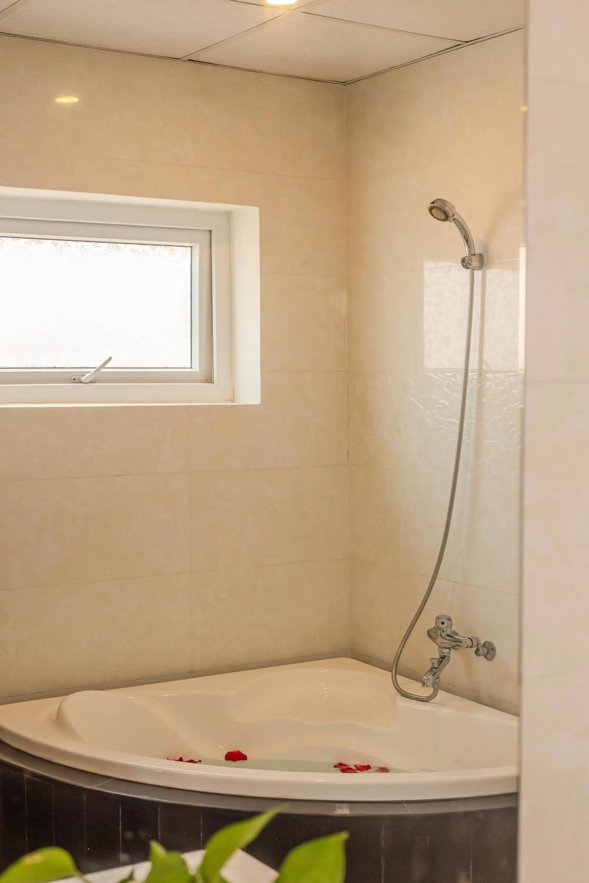 Bath in Seavitel Danang Beach Hotel