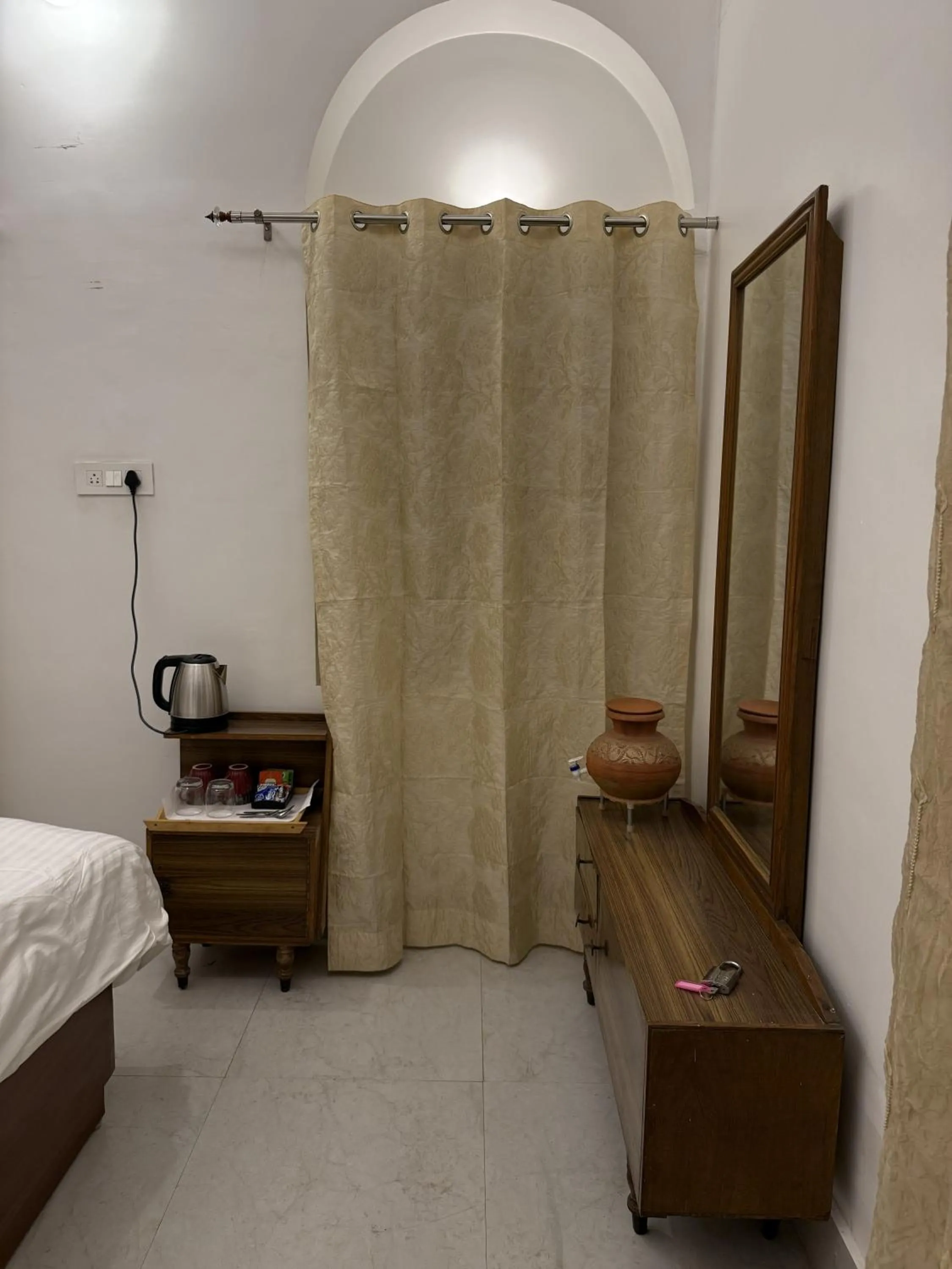 Coffee/tea facilities, Bed in Rudreshwar Mahadeo Kothi