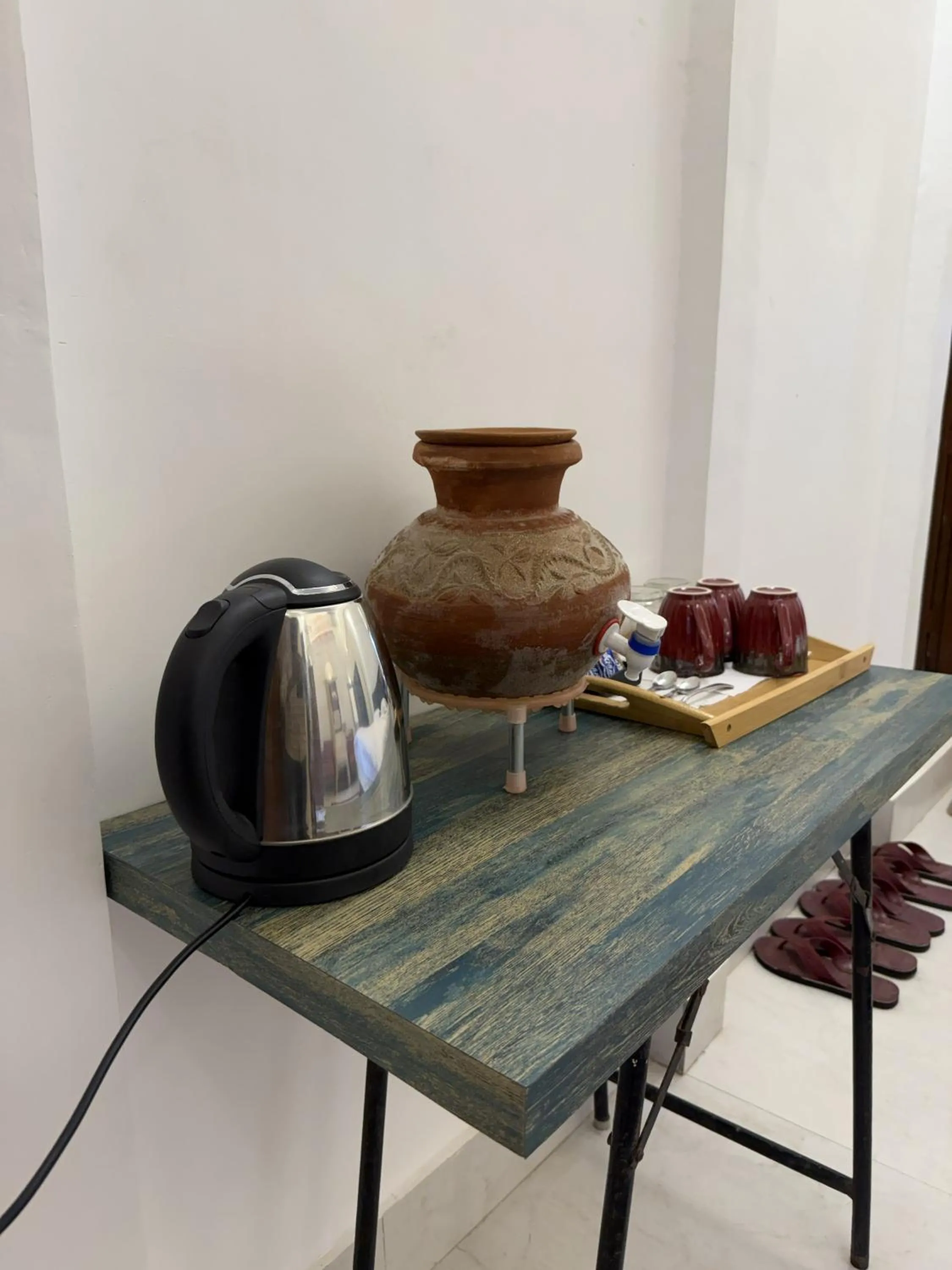 Coffee/tea facilities in Rudreshwar Mahadeo Kothi