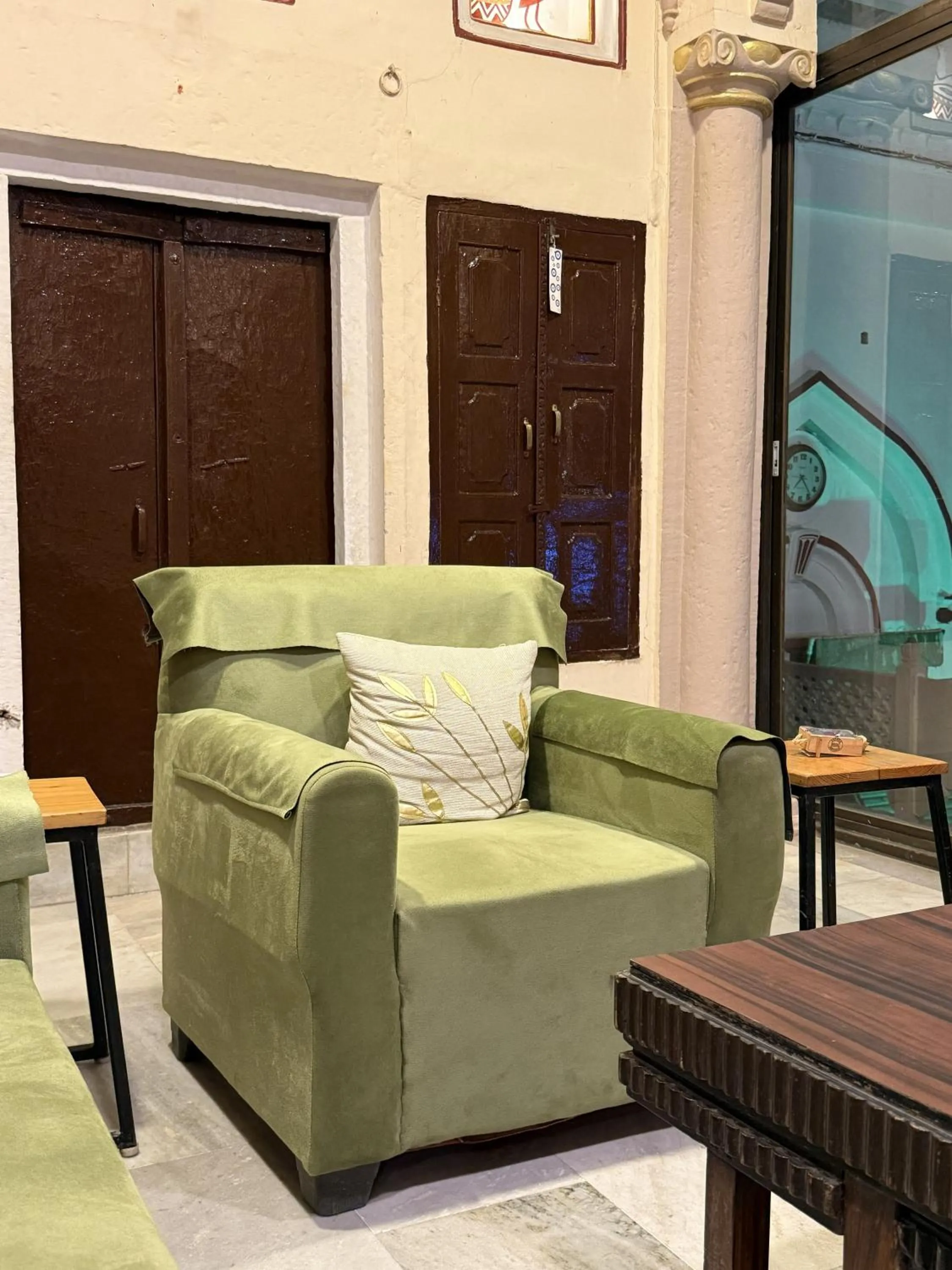 Living room in Rudreshwar Mahadeo Kothi