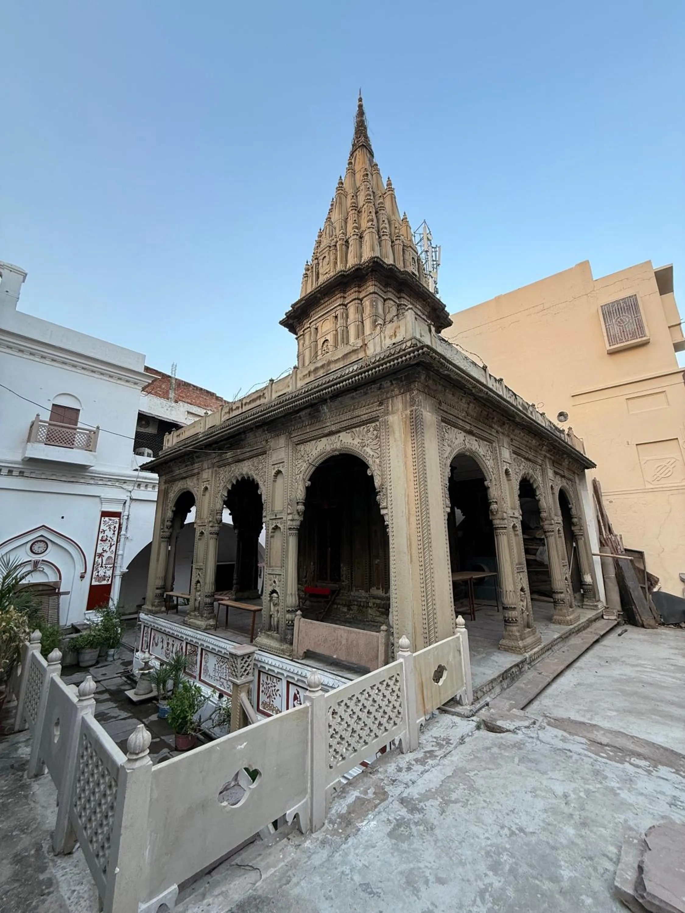 Property building in Rudreshwar Mahadeo Kothi