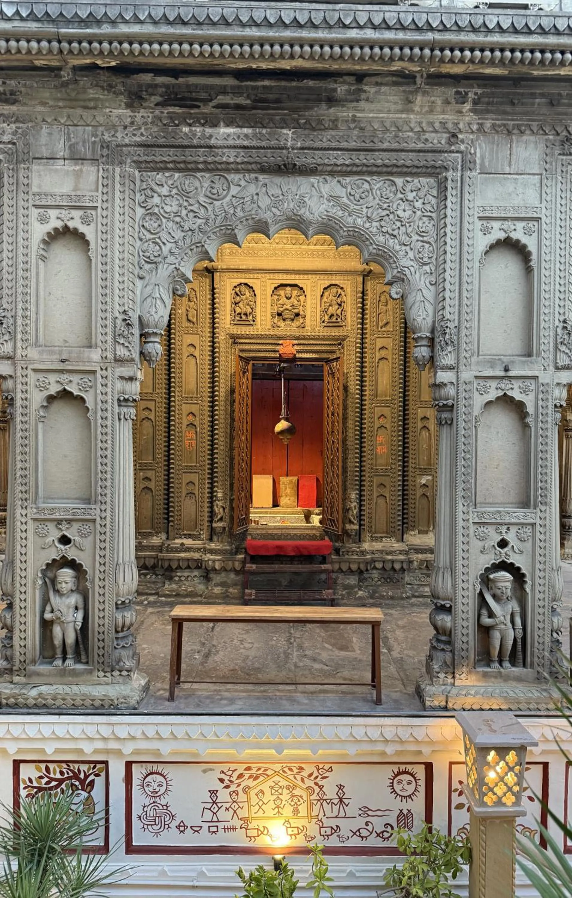 Area and facilities in Rudreshwar Mahadeo Kothi