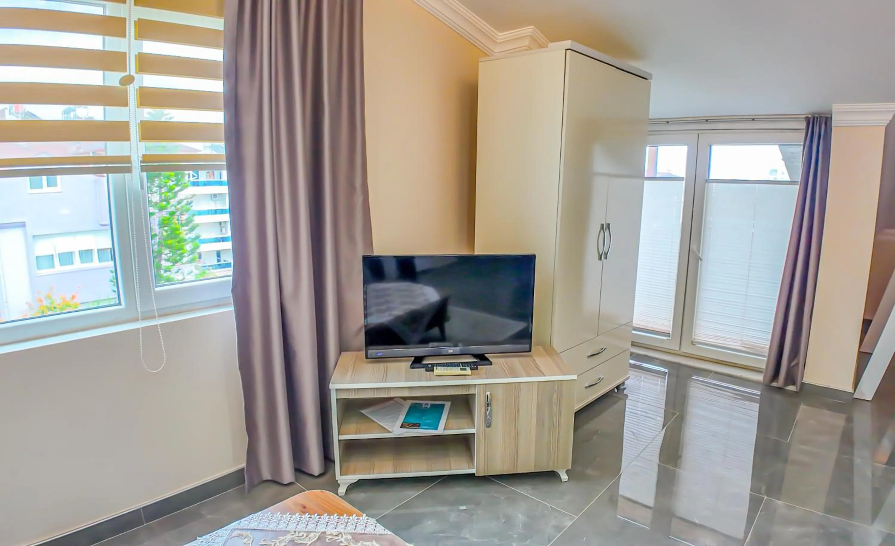 TV and multimedia in Güden-Pearl