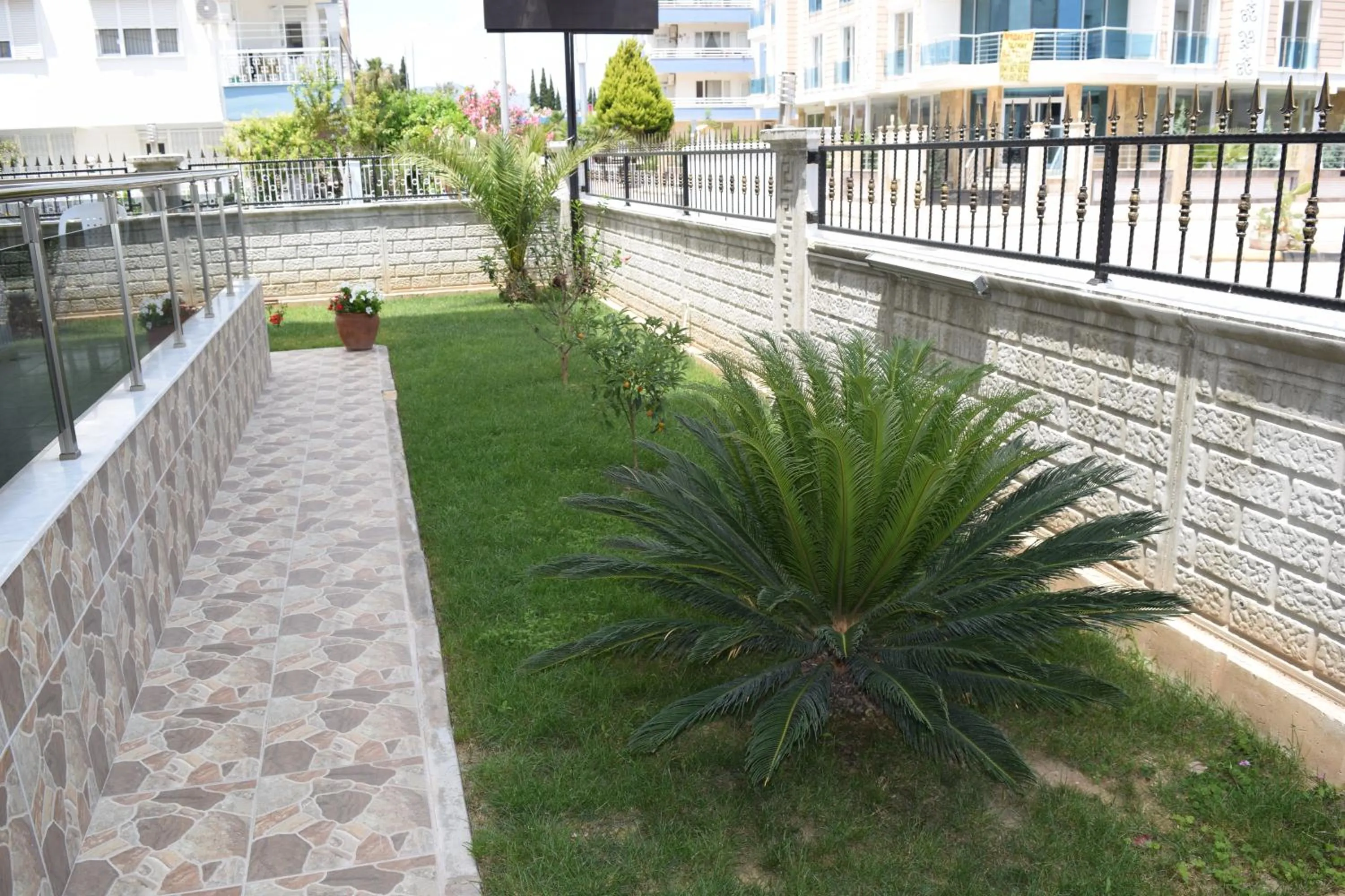 Garden view in Güden-Pearl