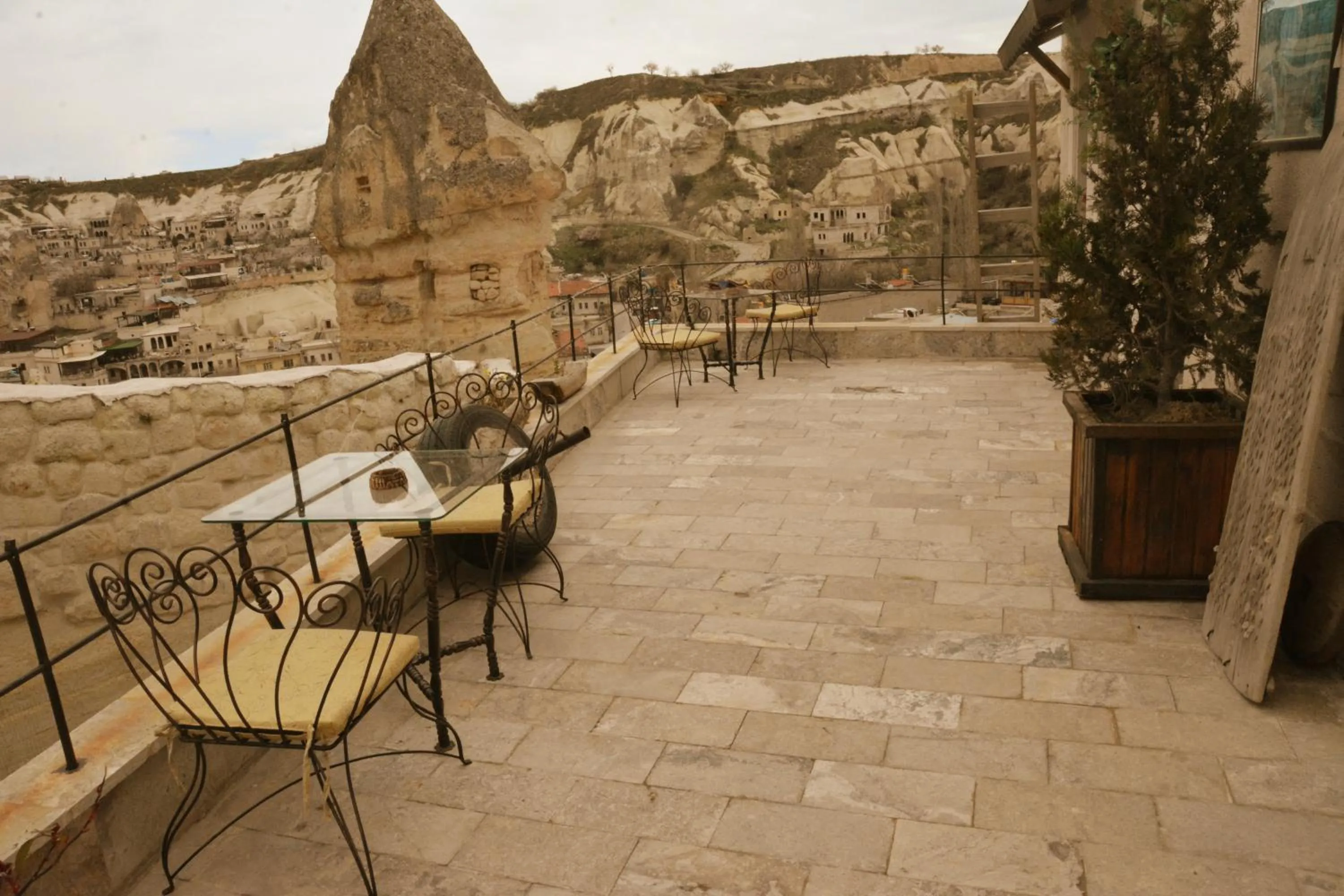 Garden in Emit Cave Hotel