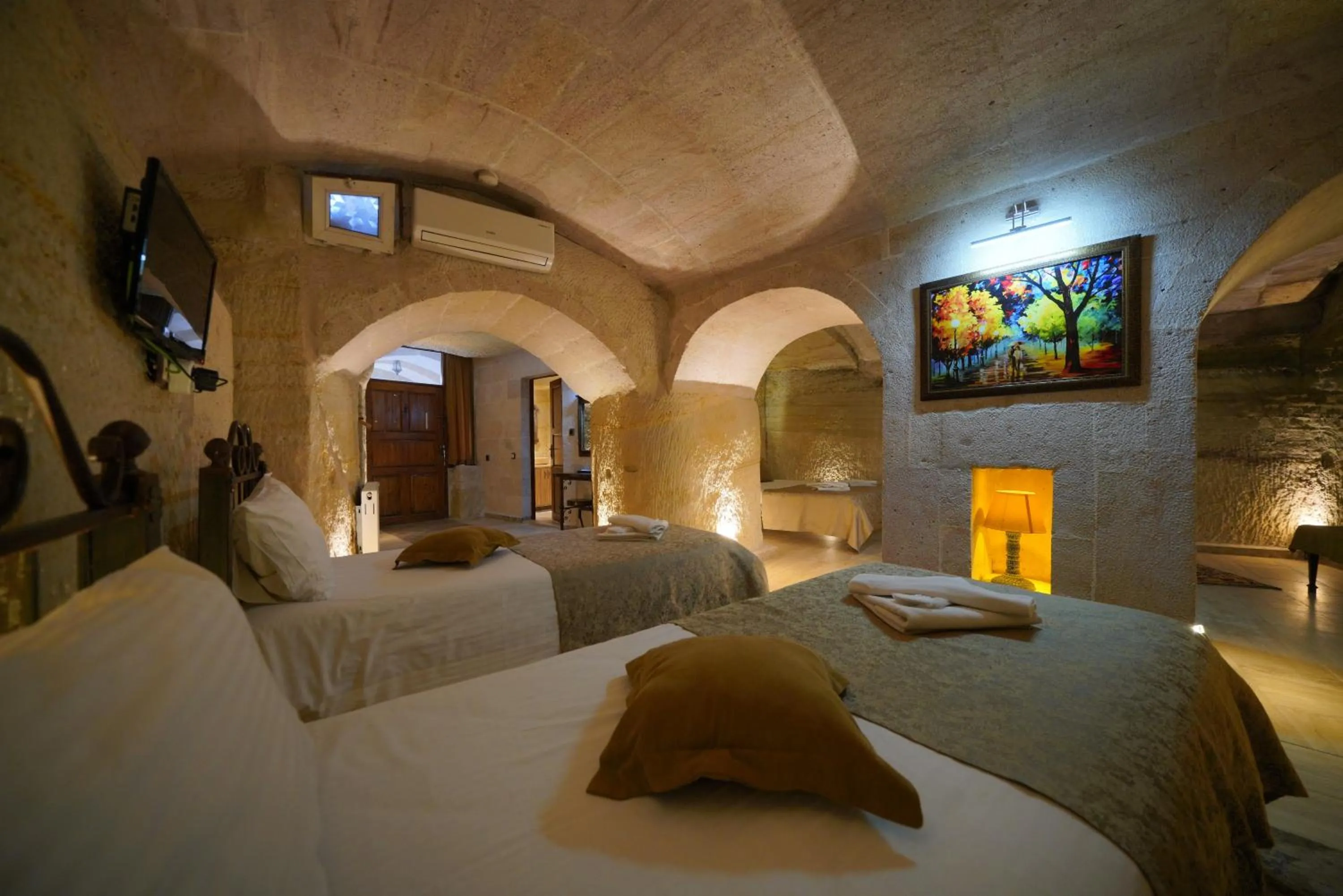 Bed in Emit Cave Hotel