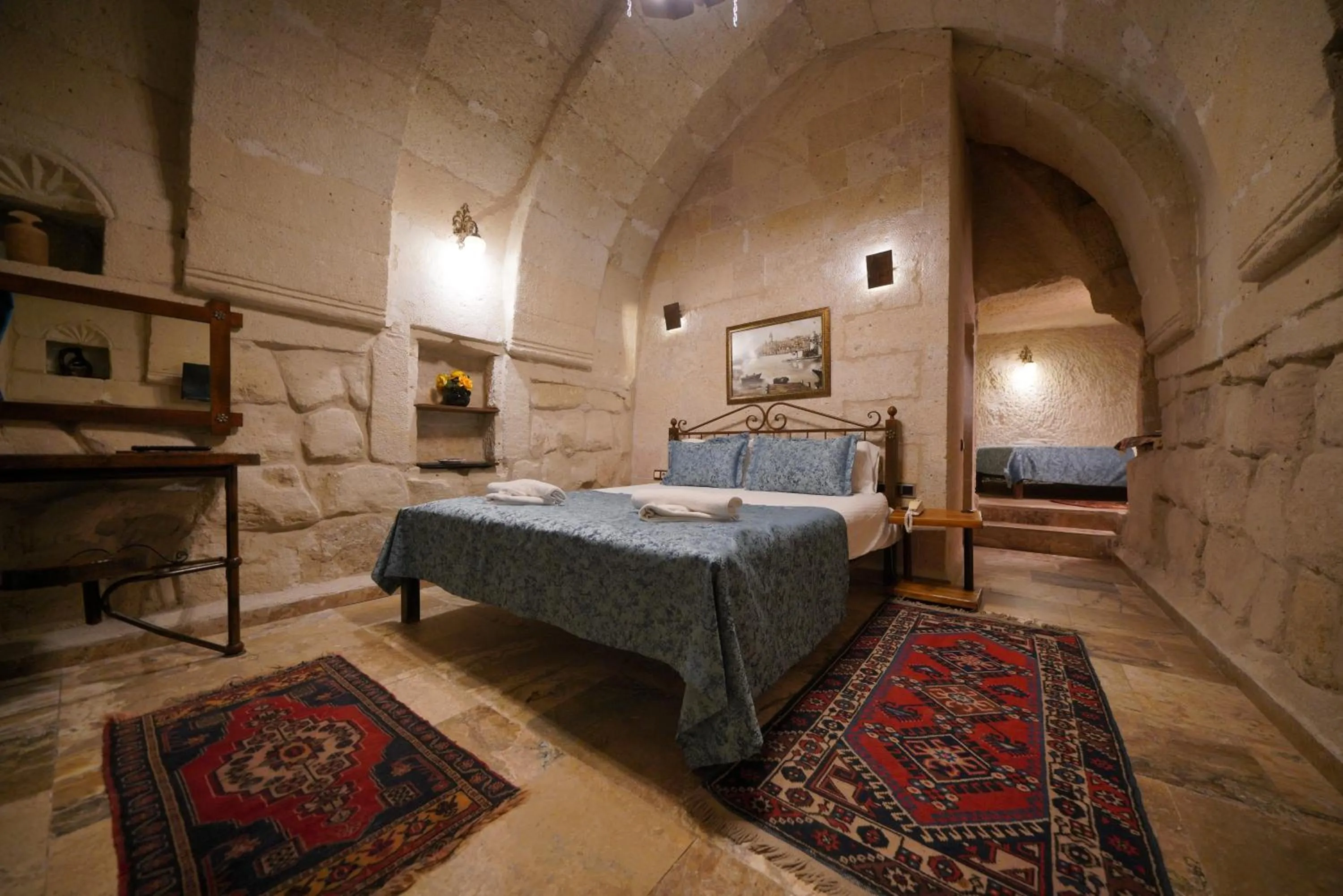 Bed in Emit Cave Hotel