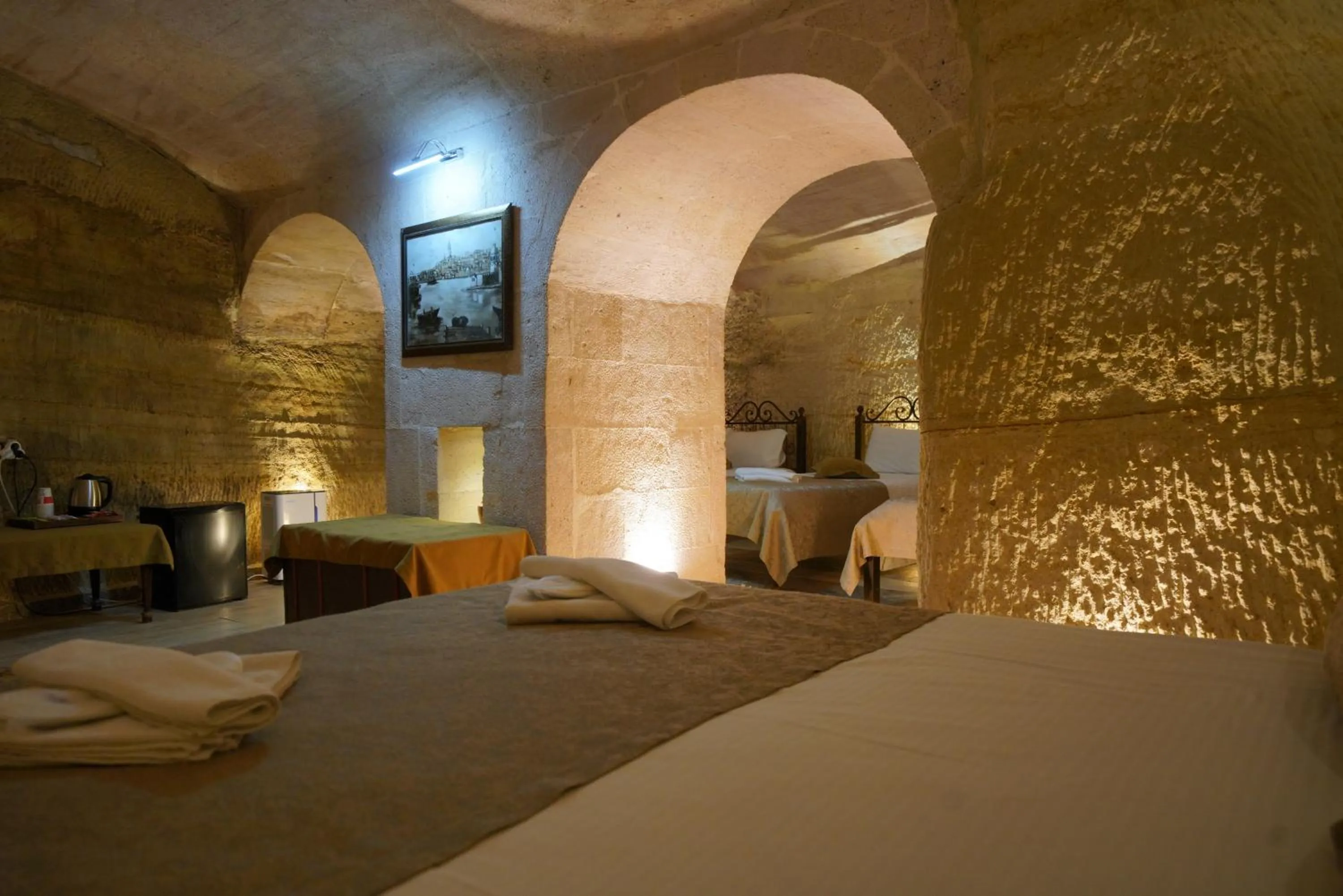 Bed in Emit Cave Hotel