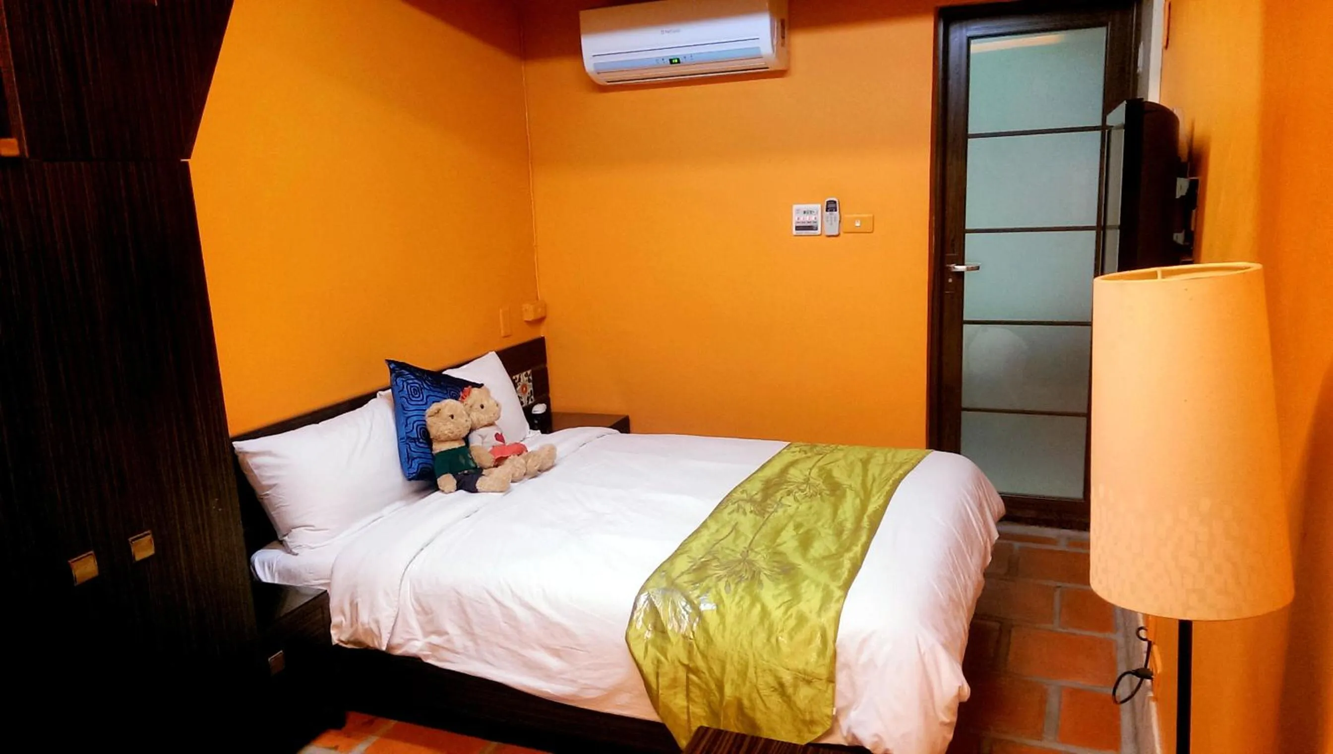 Bed in PianoPiano B&B