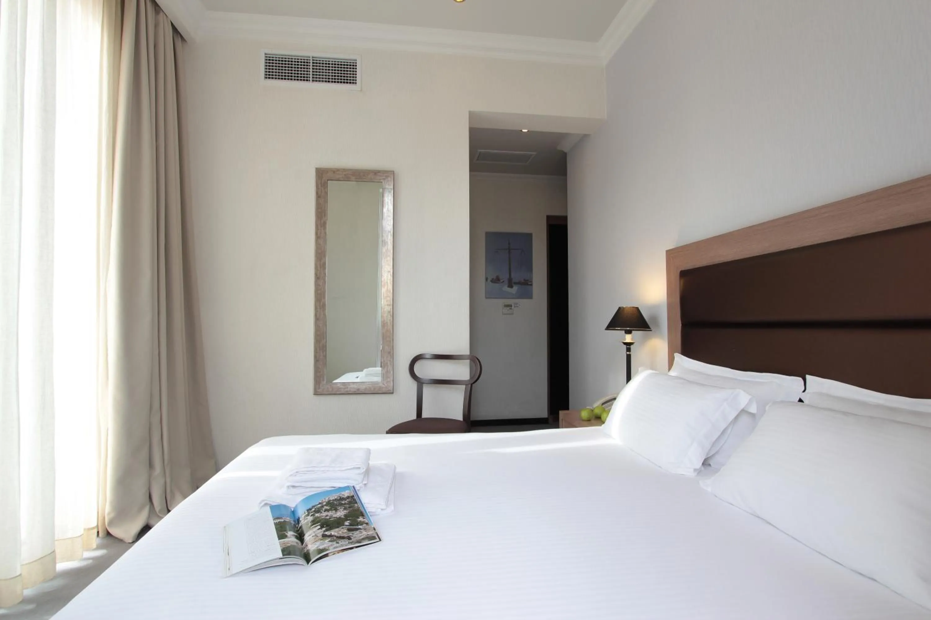 Bed in Athens Lotus Hotel