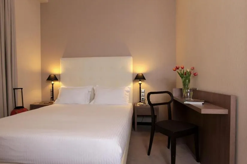 Bed in Athens Lotus Hotel