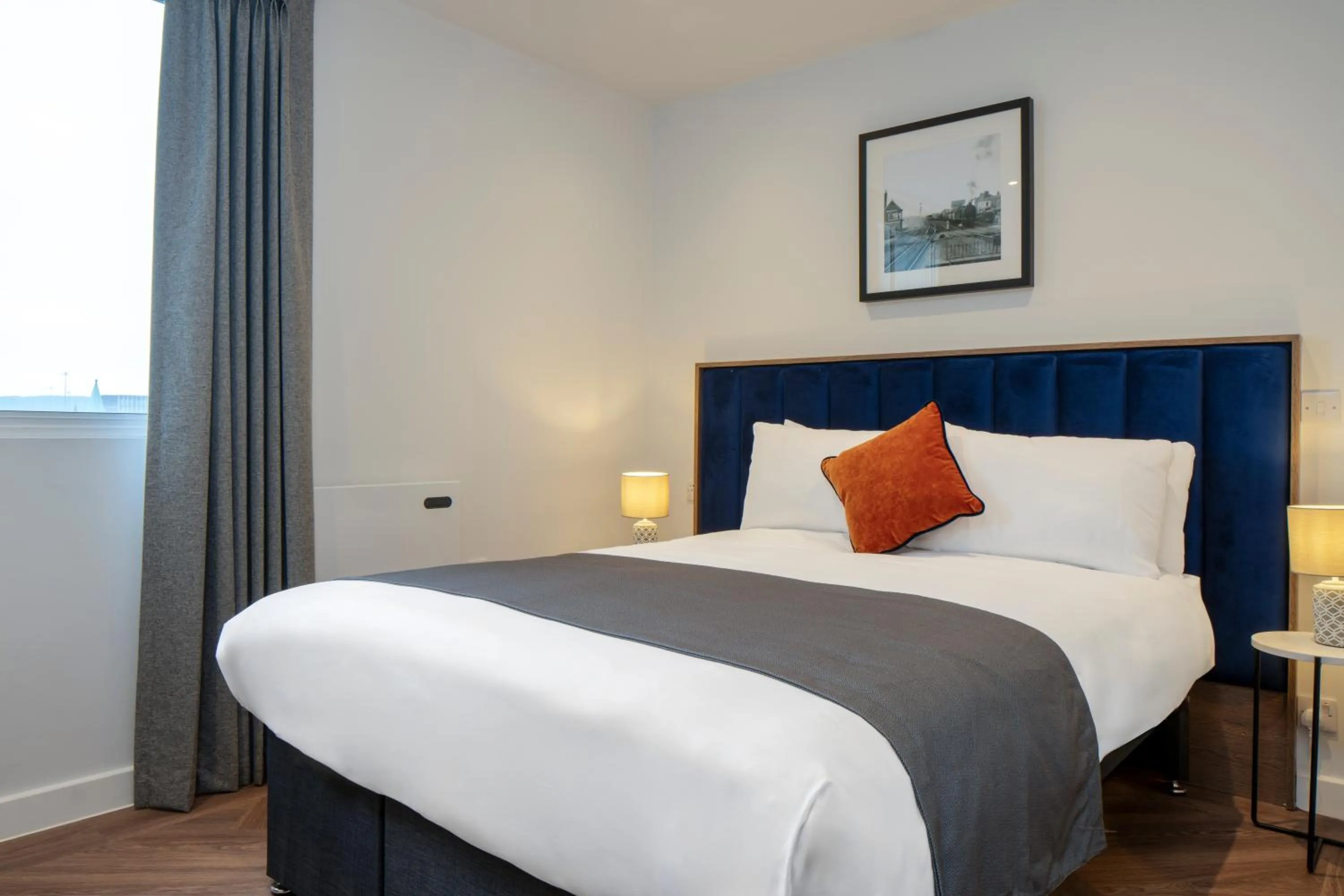 Bedroom, Bed in Station Suites Aparthotel