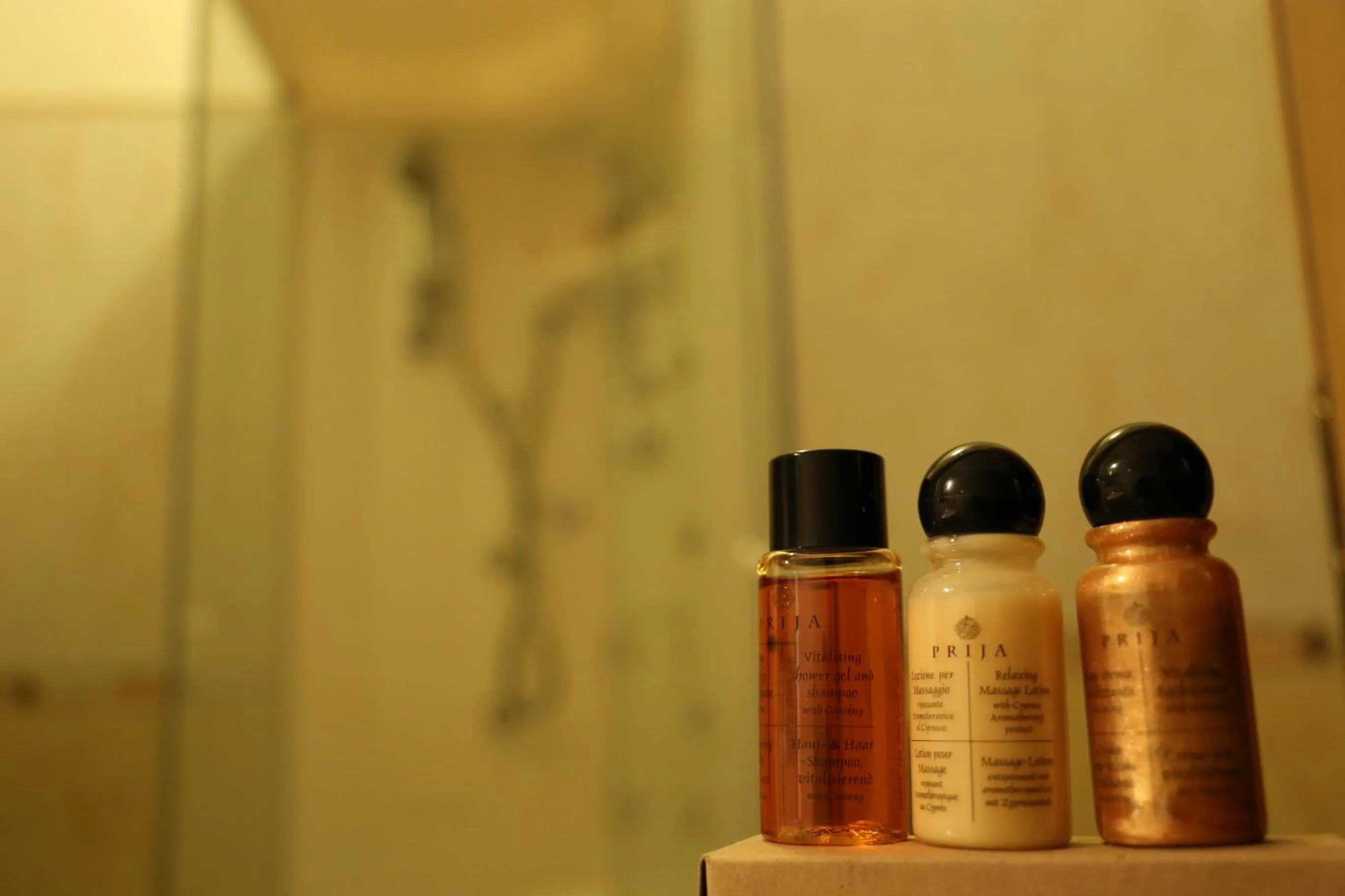 Shower in Elia Hotel