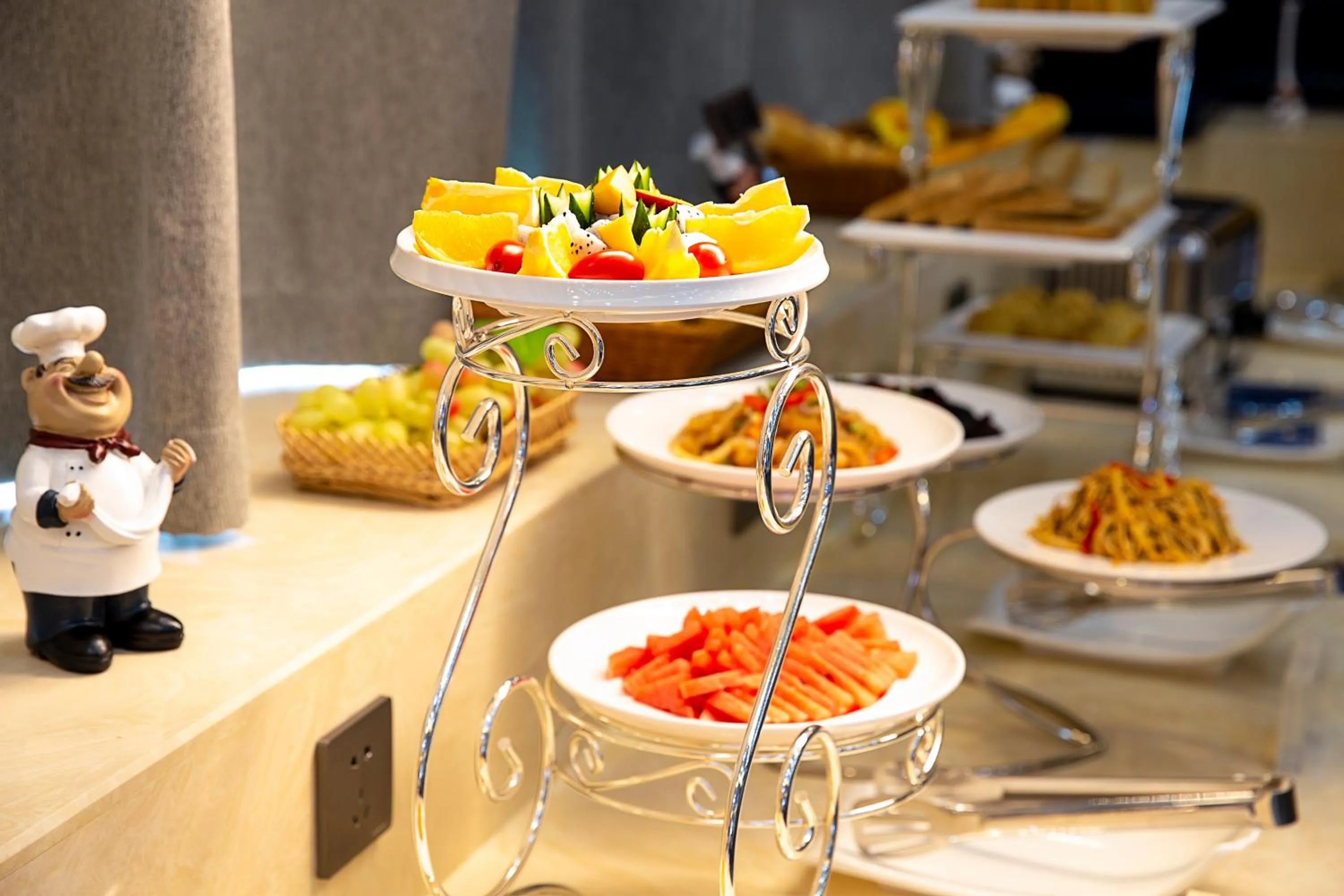 Restaurant/places to eat in LanOu hotel