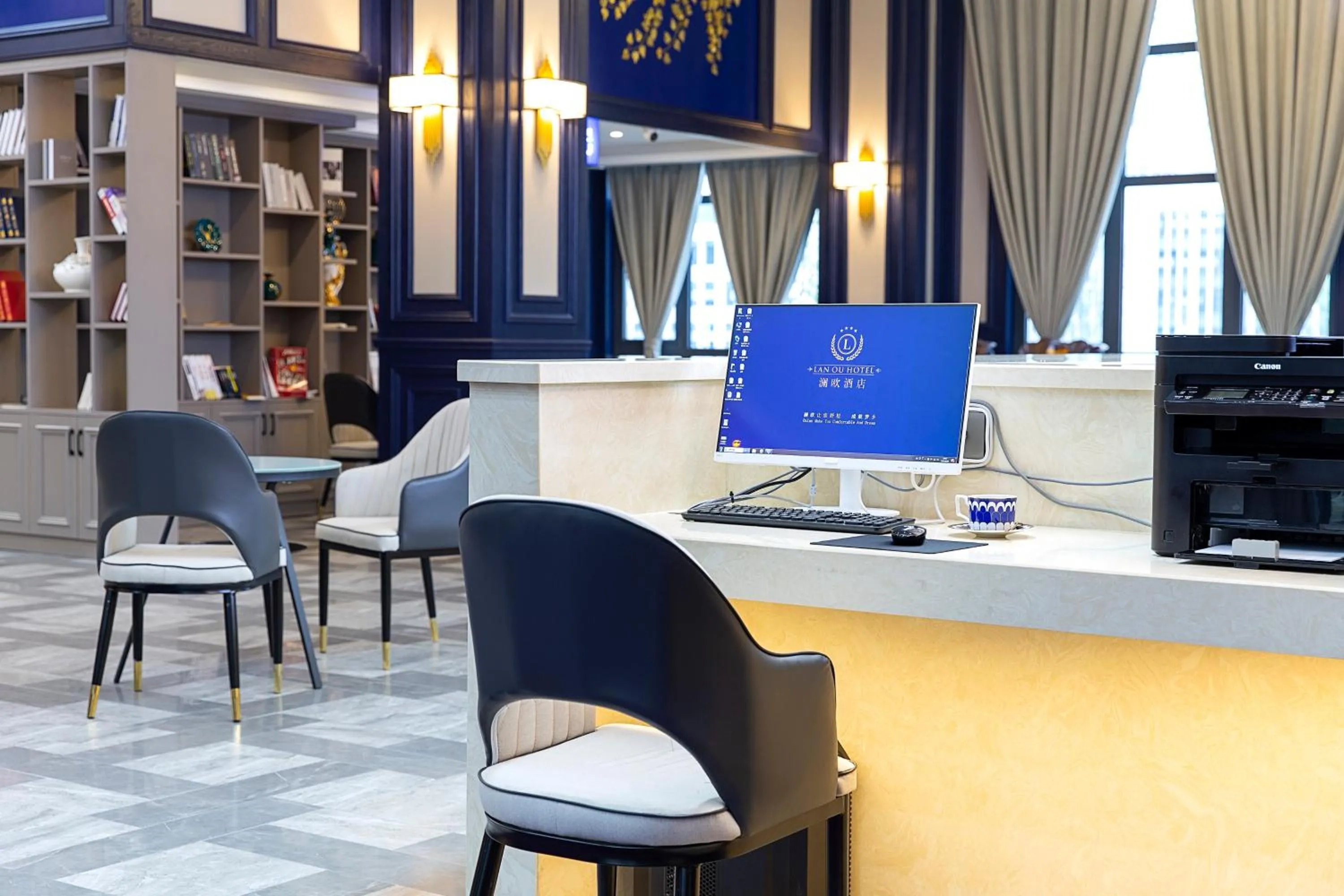 On-site shops in LanOu hotel