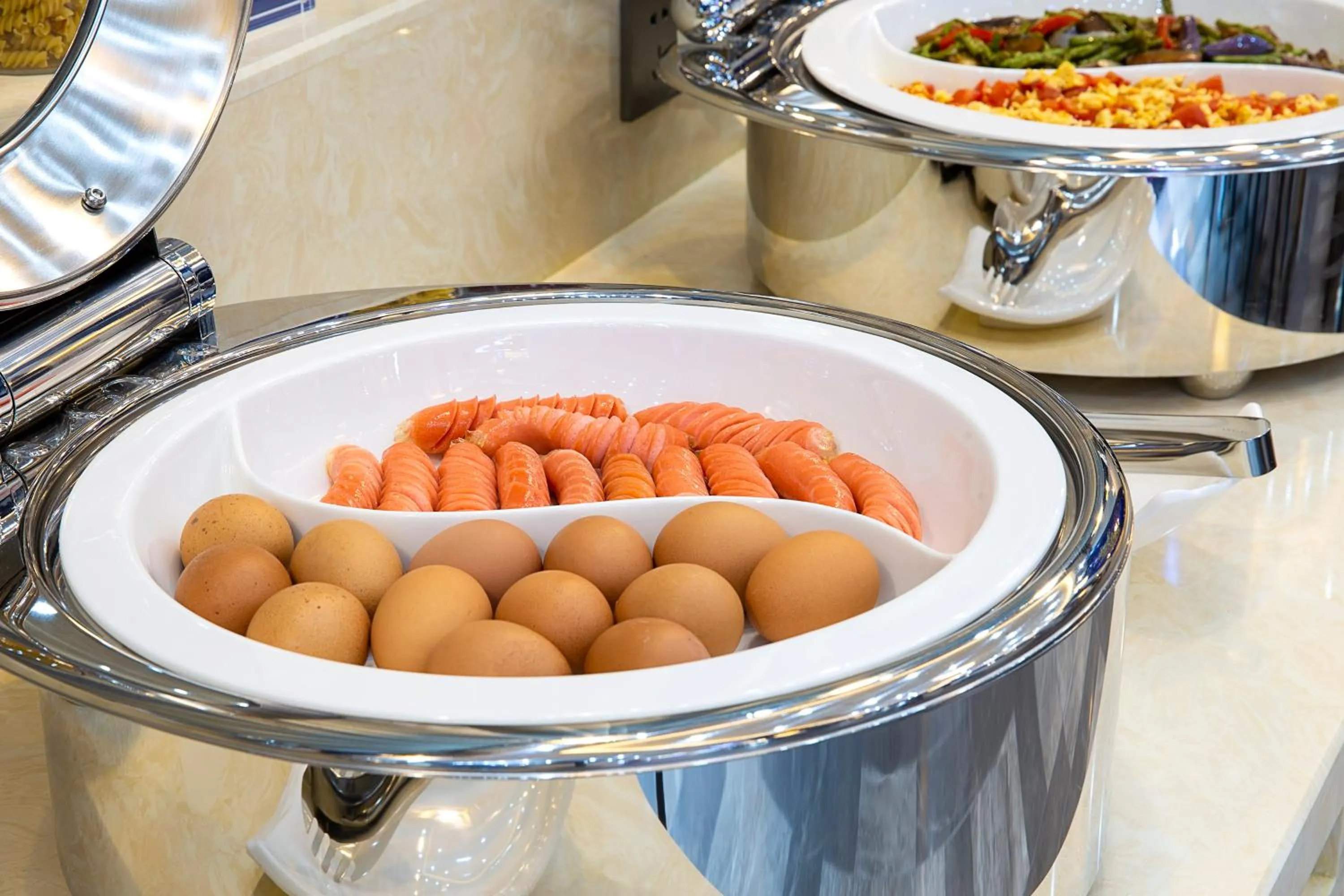 Restaurant/places to eat in LanOu hotel