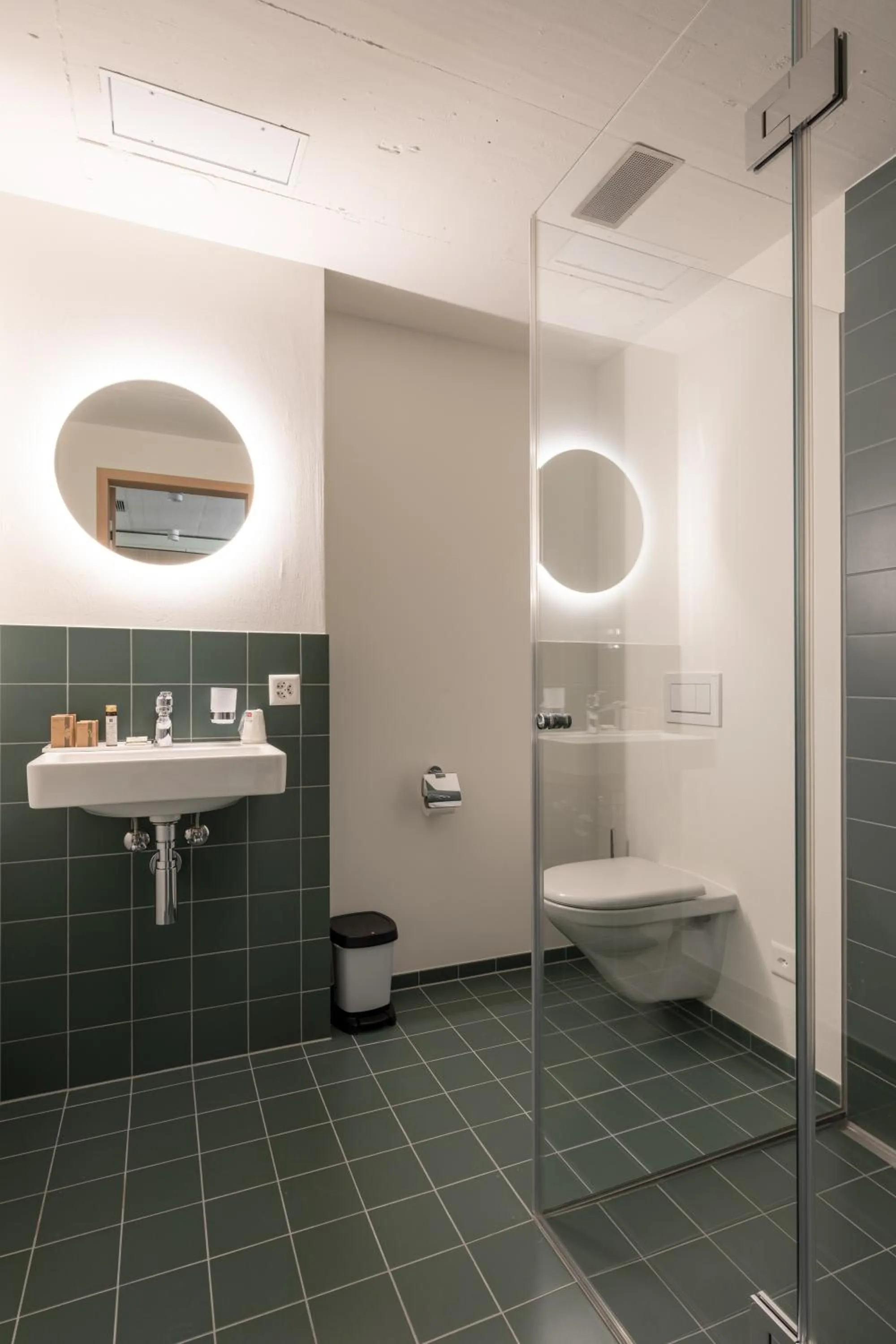 Shower in Speluca Brauerei & Genusshotel - Self-Check-in
