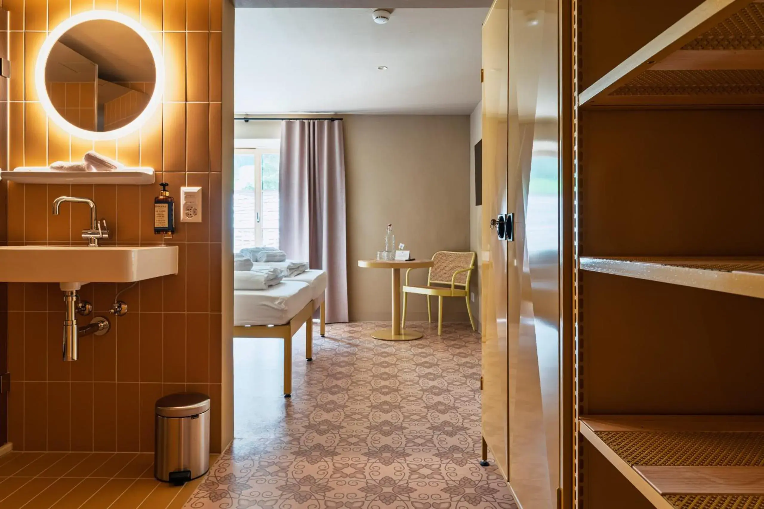 Double or Twin Room Standard in Speluca Brauerei & Genusshotel - Self-Check-in Double or Twin Room Standard in Speluca Brauerei & Genusshotel - Self-Check-in