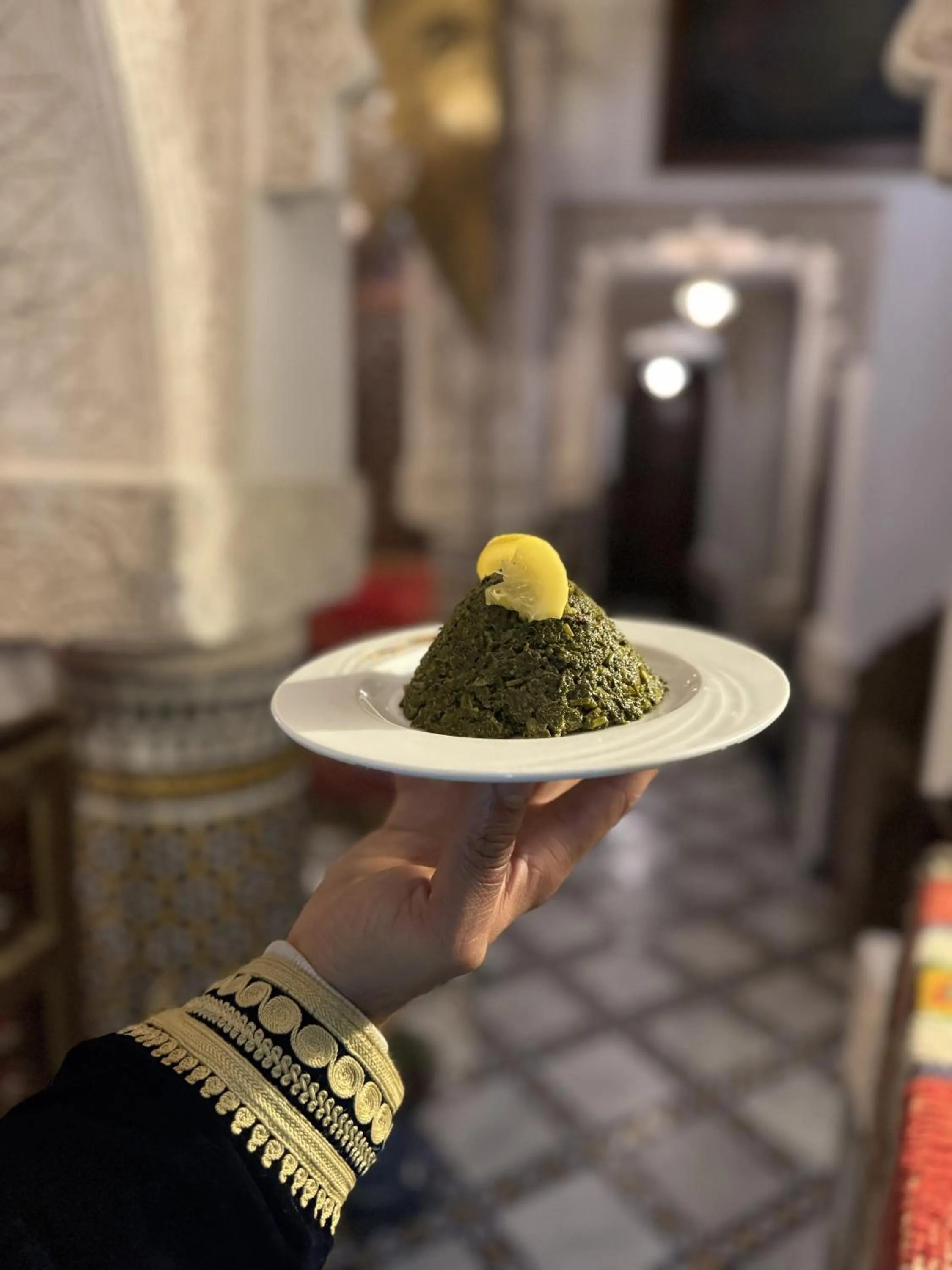 Restaurant/places to eat in Riad Mazar