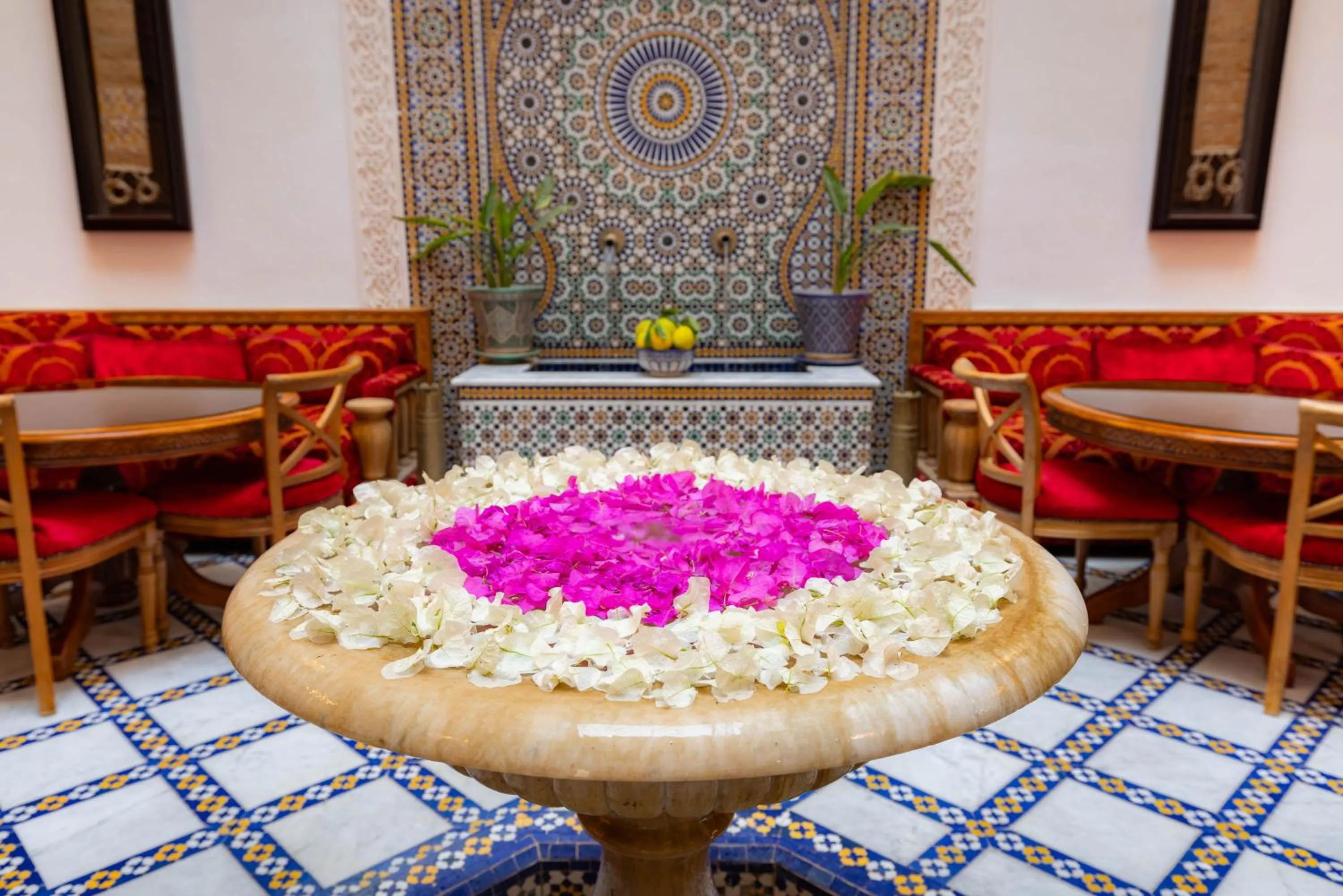 Property building in Riad Mazar