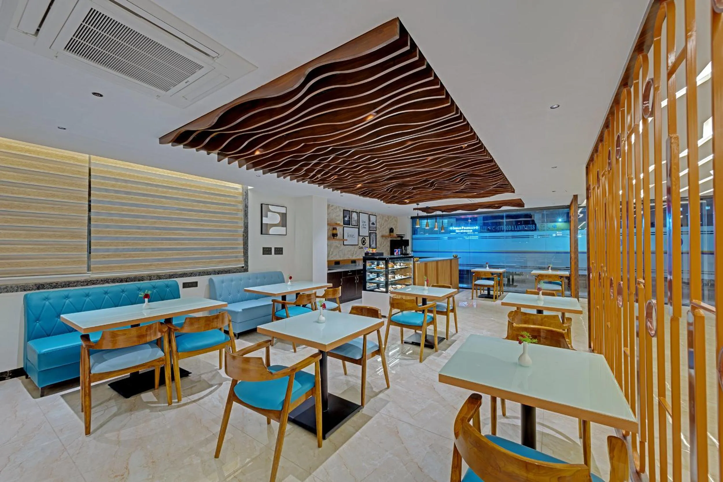 Restaurant/places to eat in Click Hotel Shamshabad - Hyderabad Airport