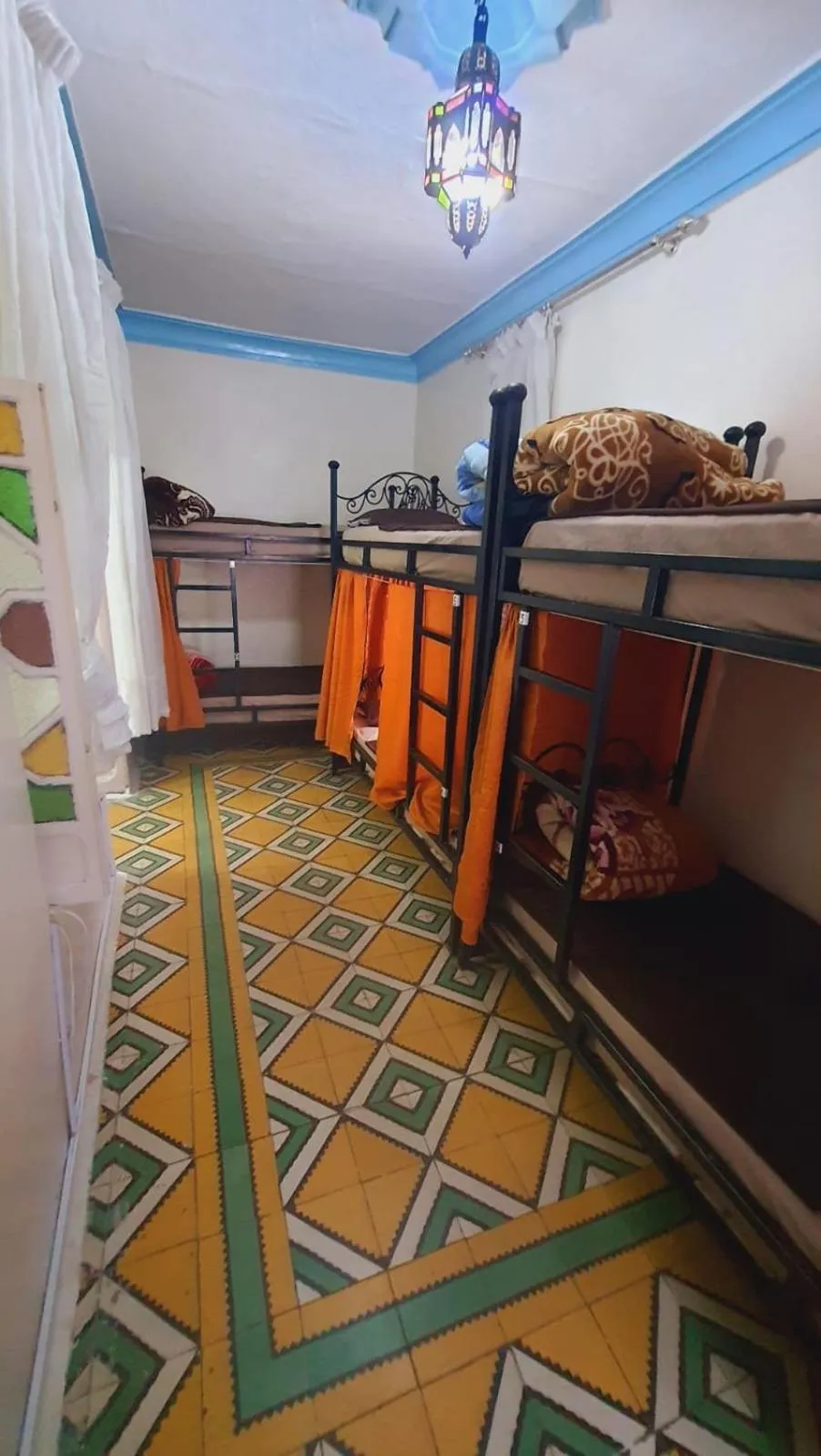 Property building, Bed in Hostel ALINE