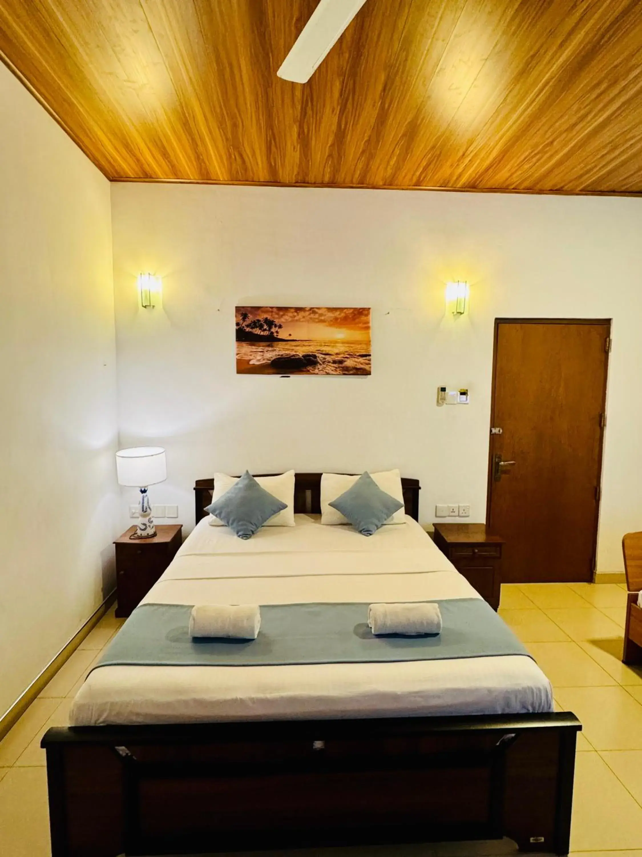 Standard Double Room in Coastal Retreat Mirissa Standard Double Room in Coastal Retreat Mirissa