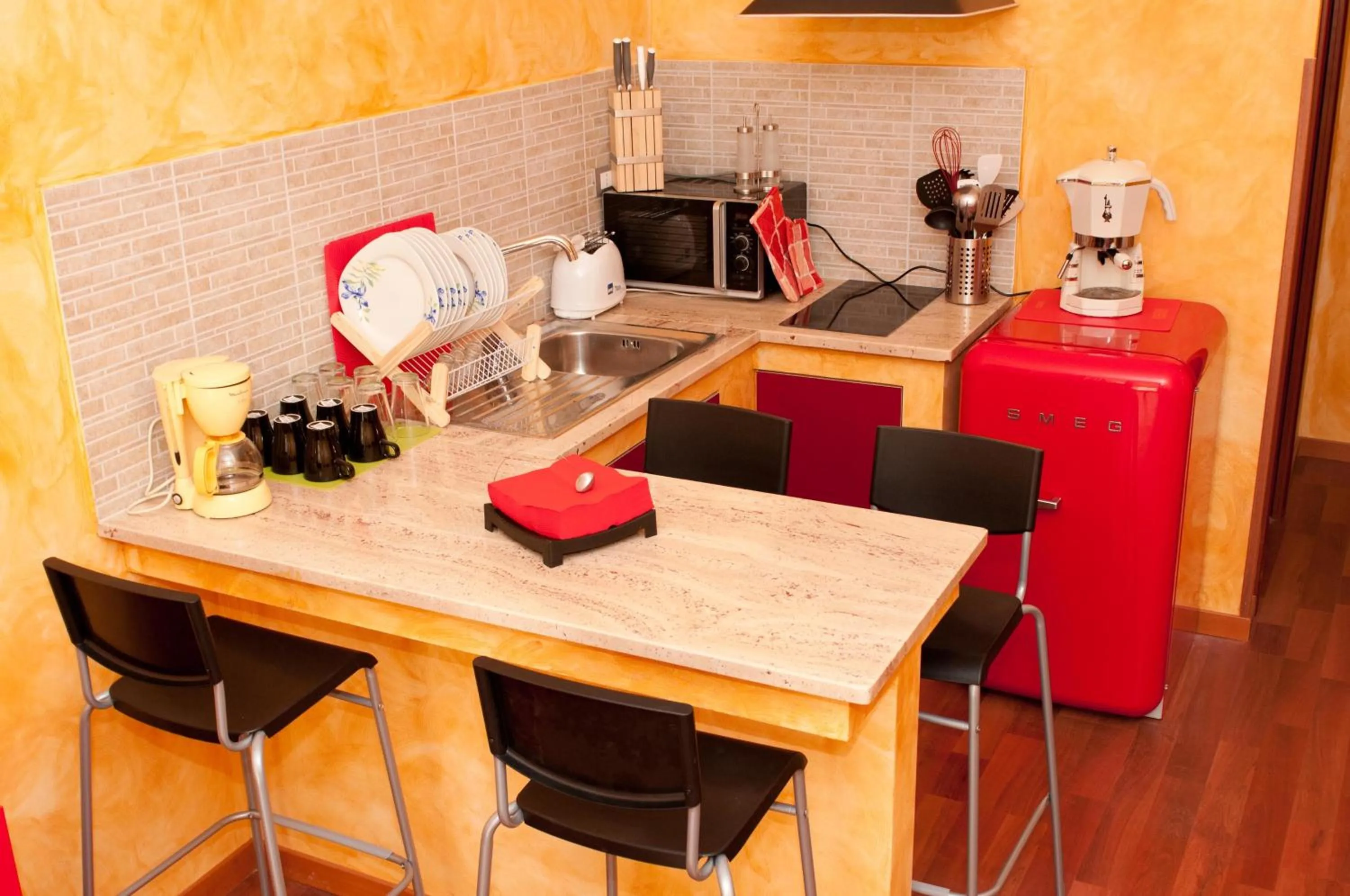 Kitchen or kitchenette in Lucky Domus Esquilino