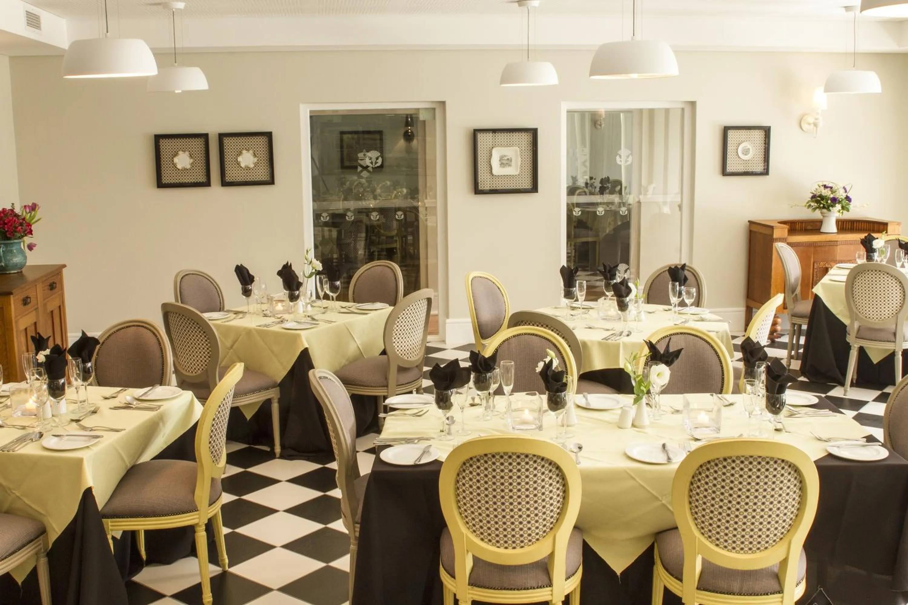 Restaurant/places to eat in Royal St. Andrews Hotel, Spa and Conference Centre