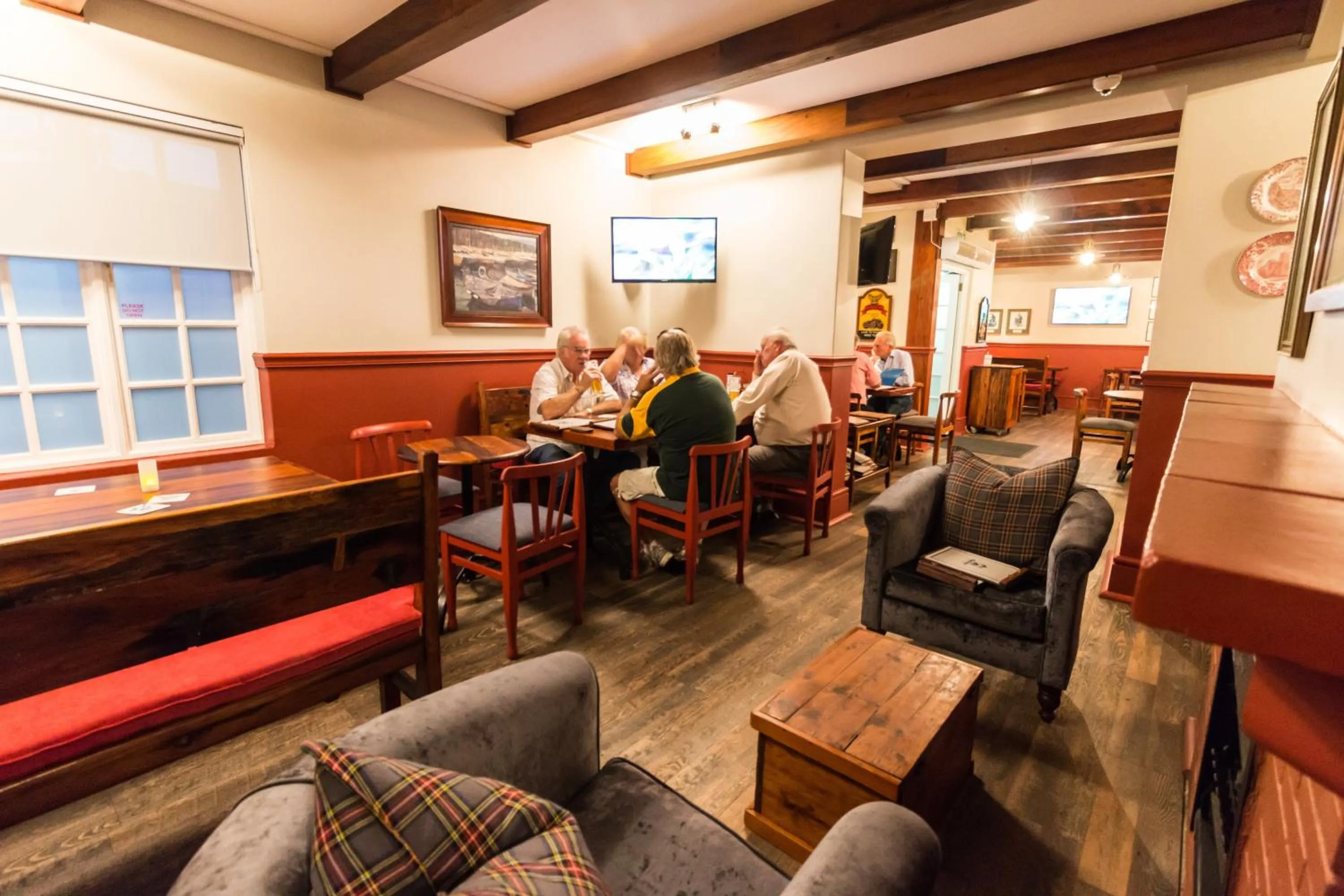 Lounge or bar in Royal St. Andrews Hotel, Spa and Conference Centre