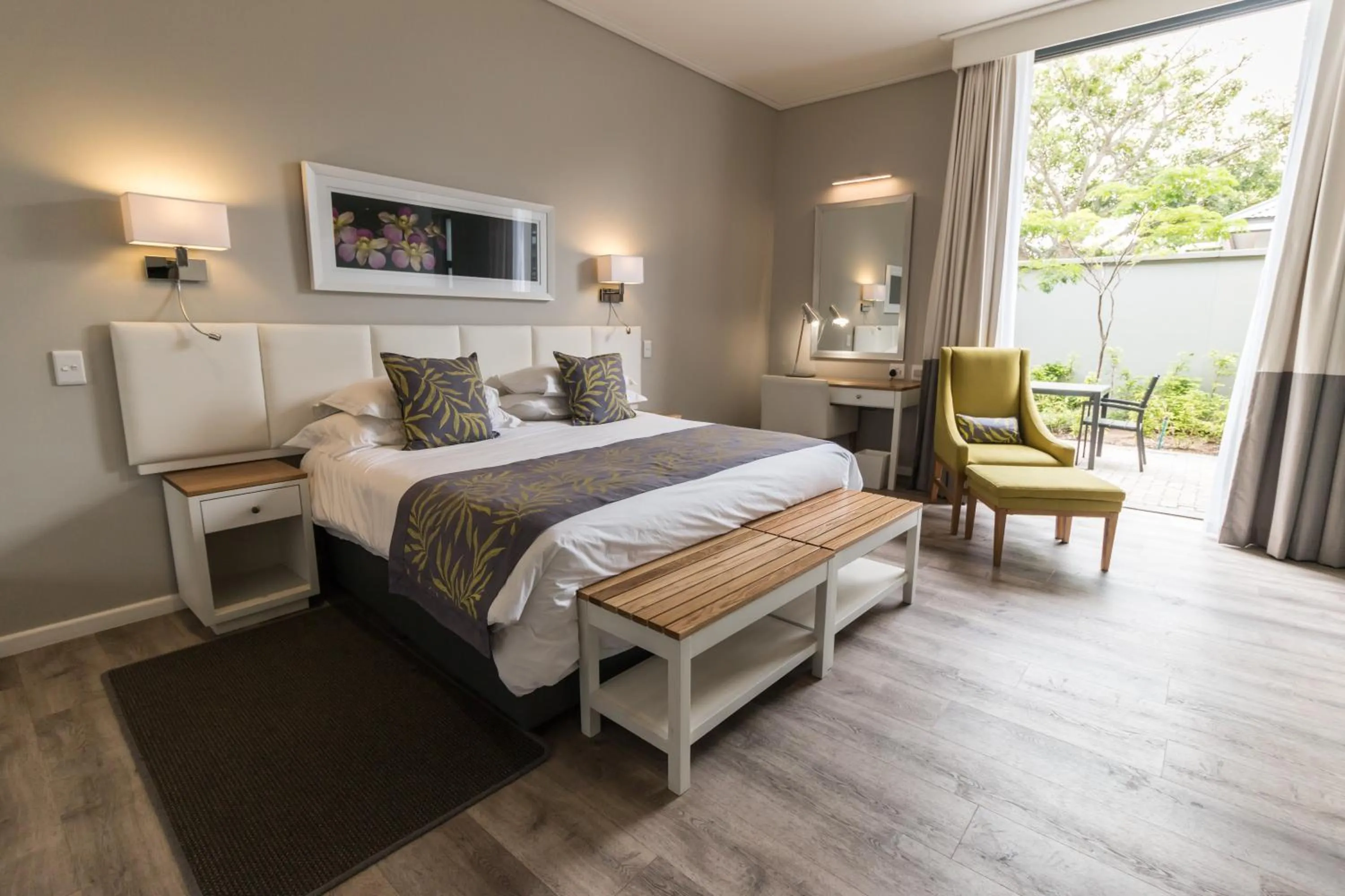 Bedroom, Bed in Royal St. Andrews Hotel, Spa and Conference Centre